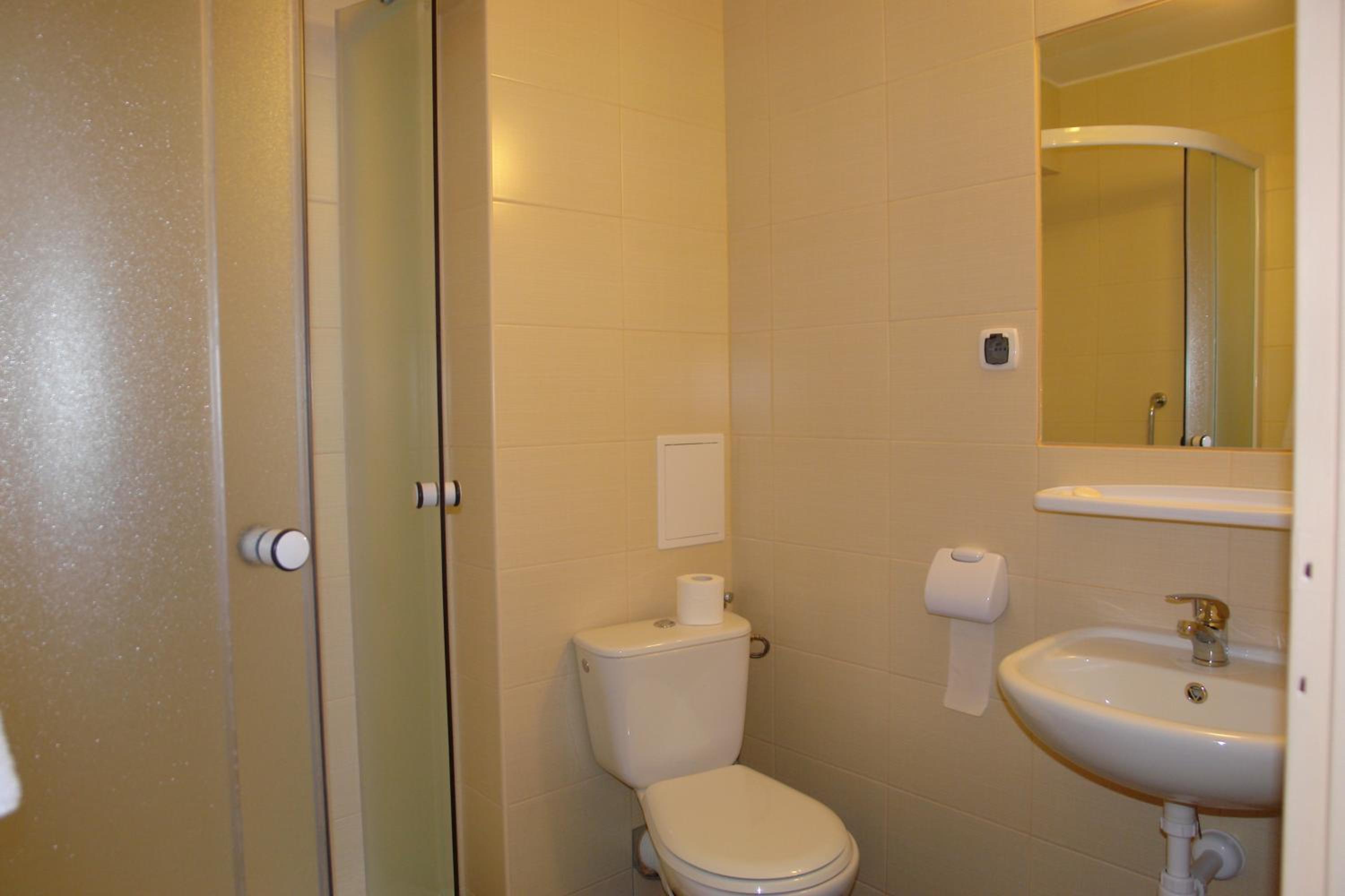 Double Room - Photo 3