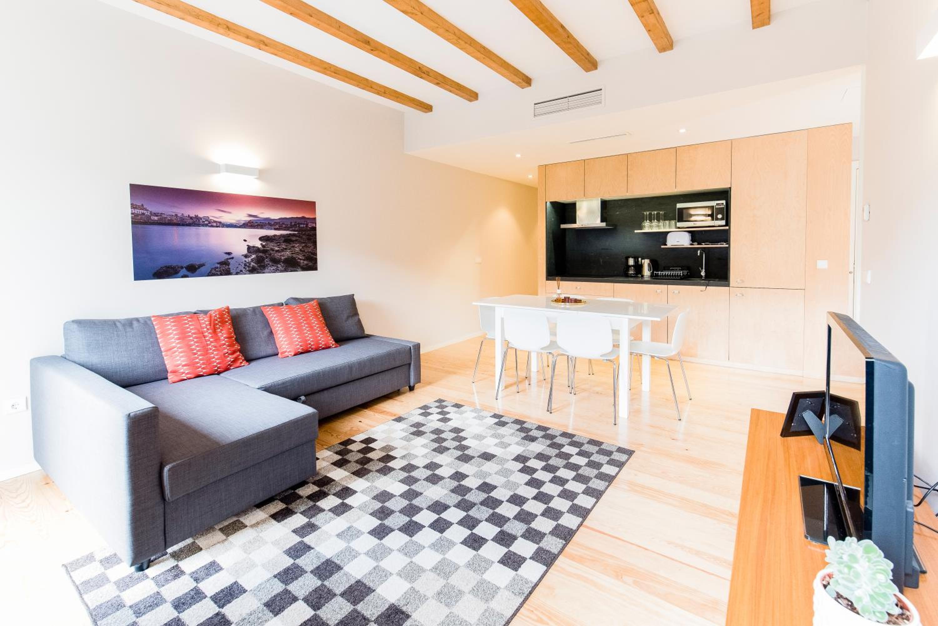 Two-Bedroom Apartment with River View photo 1