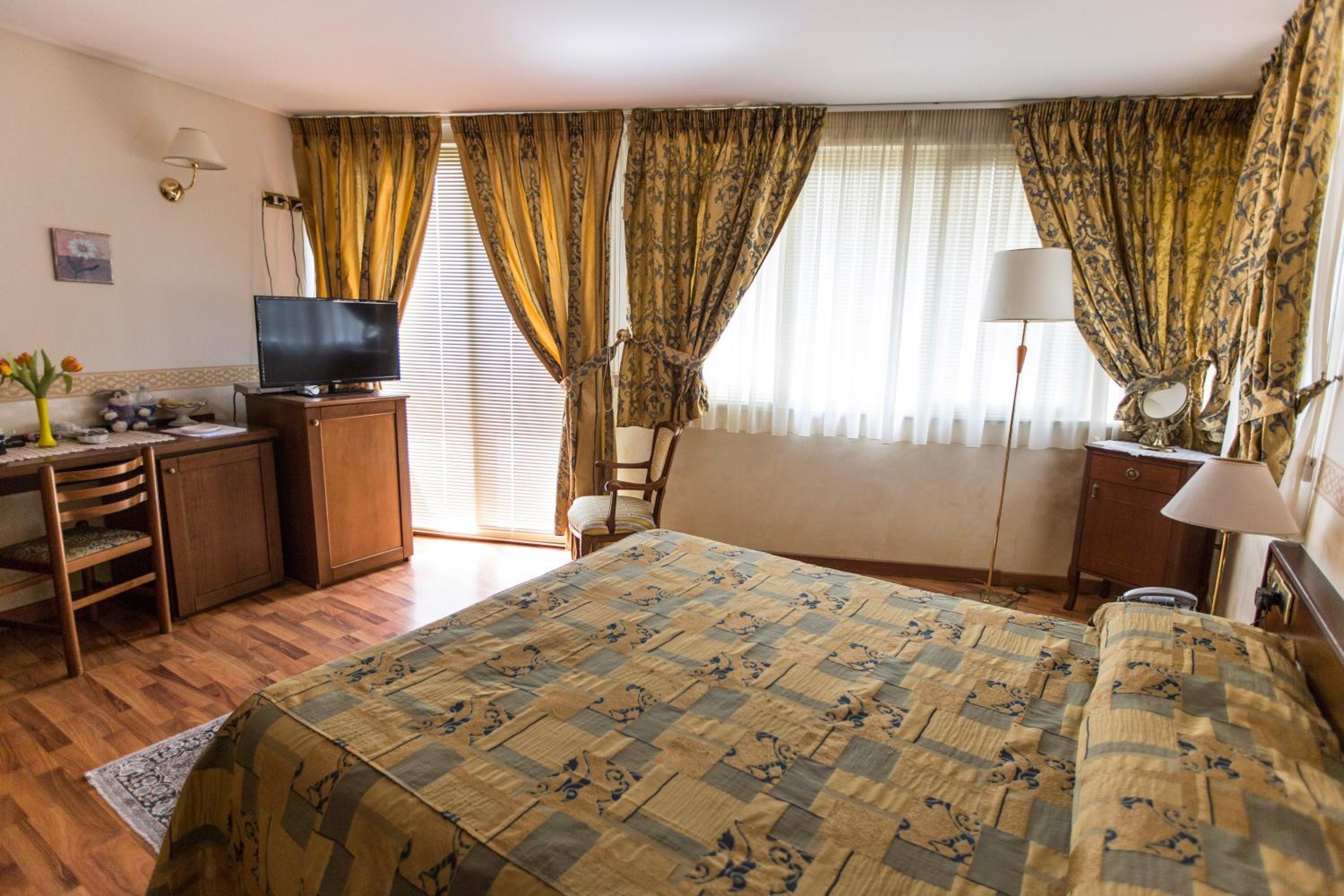 Junior Suite - Photo 2