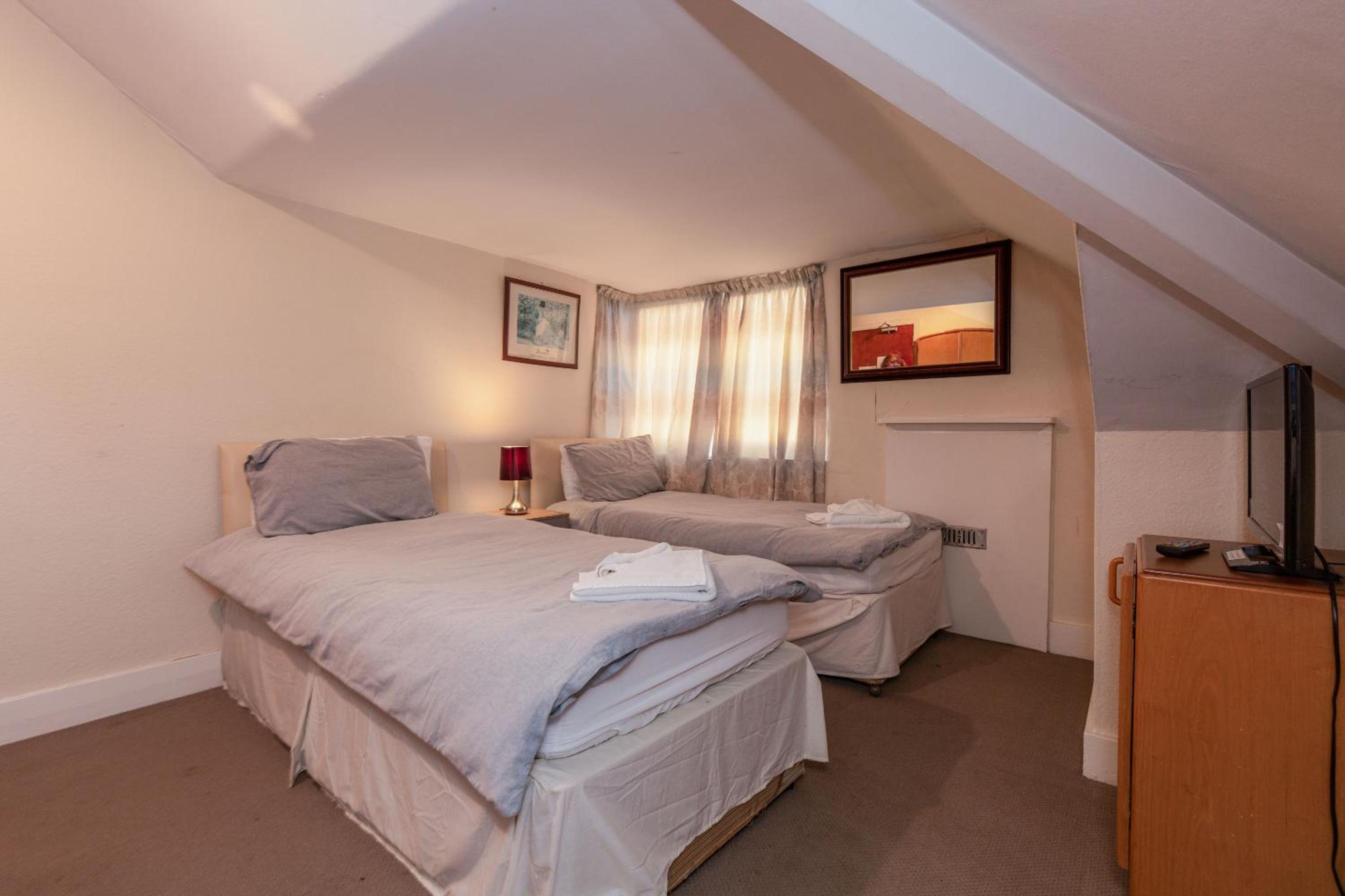 Budget Twin Room