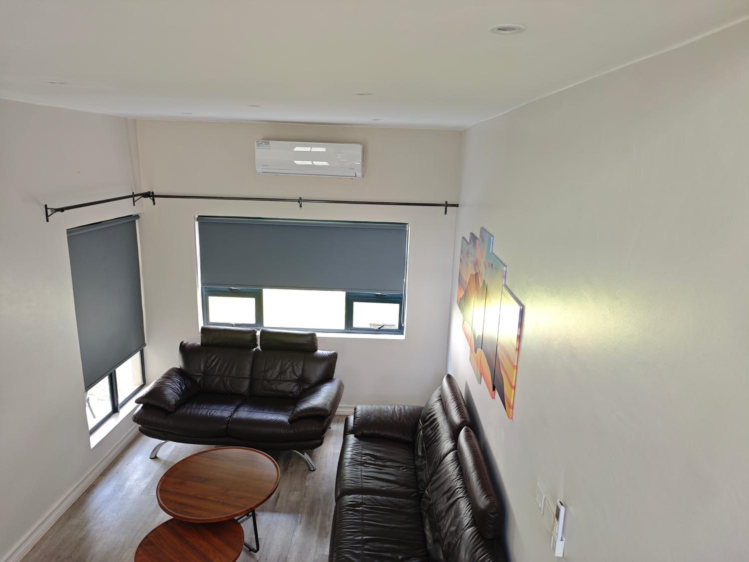Family Two-Bedroom Apartment with View photo 3