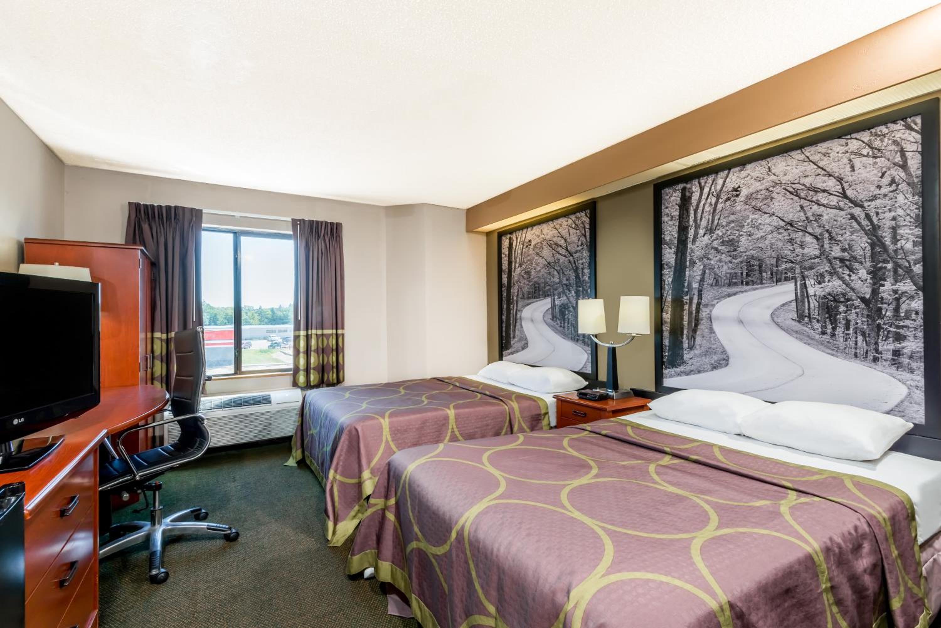 Double Room with Two Double Beds - Non-Smoking photo 3