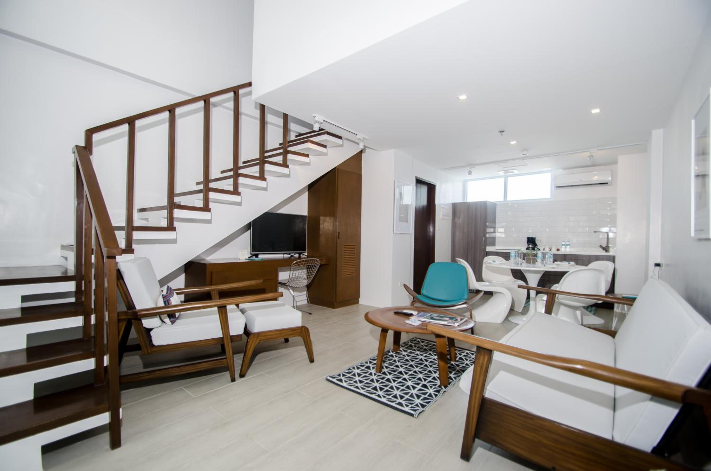 Loft - Photo 8