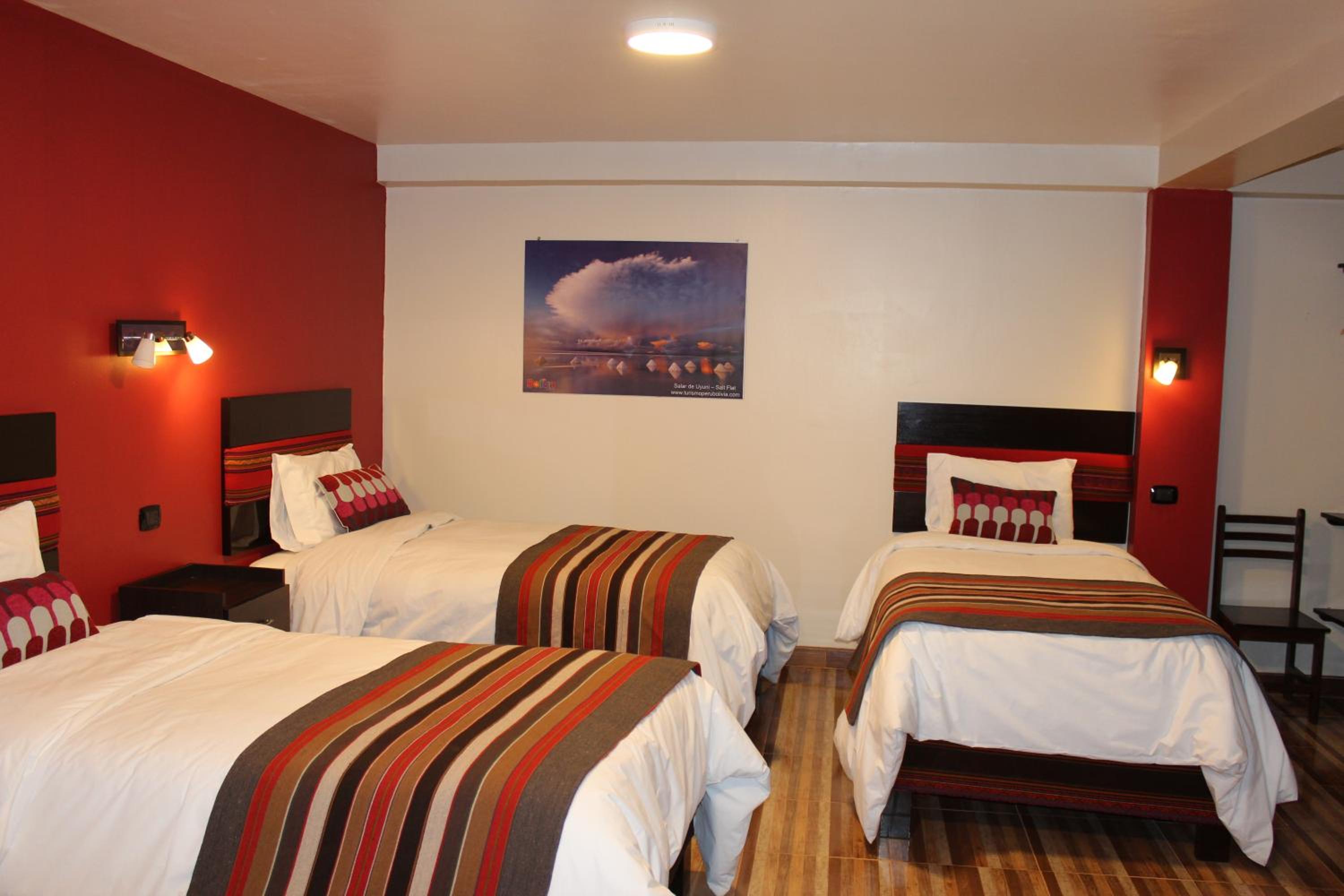 Standard Triple Room photo 2