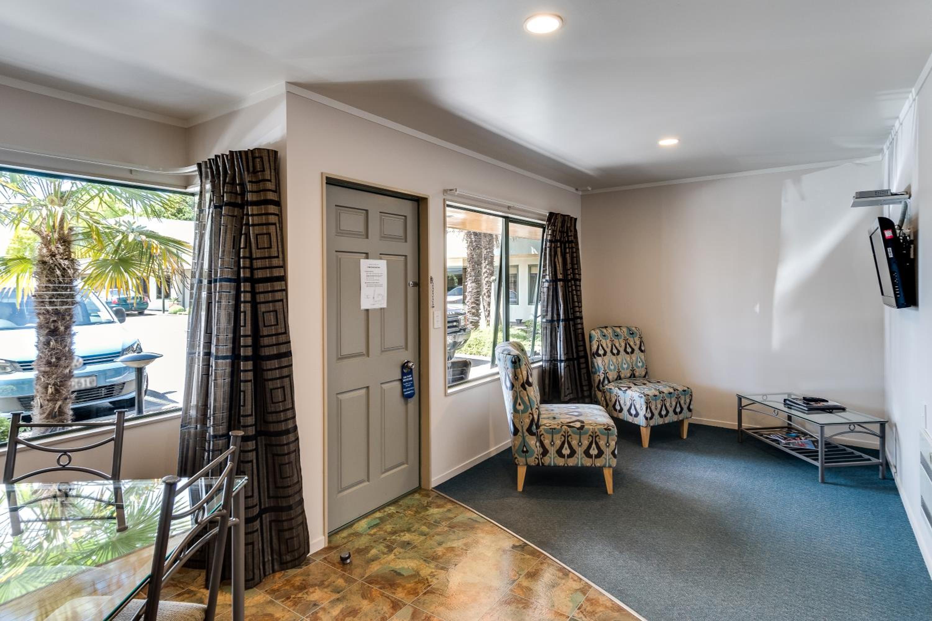 Executive One-Bedroom Suite photo 3