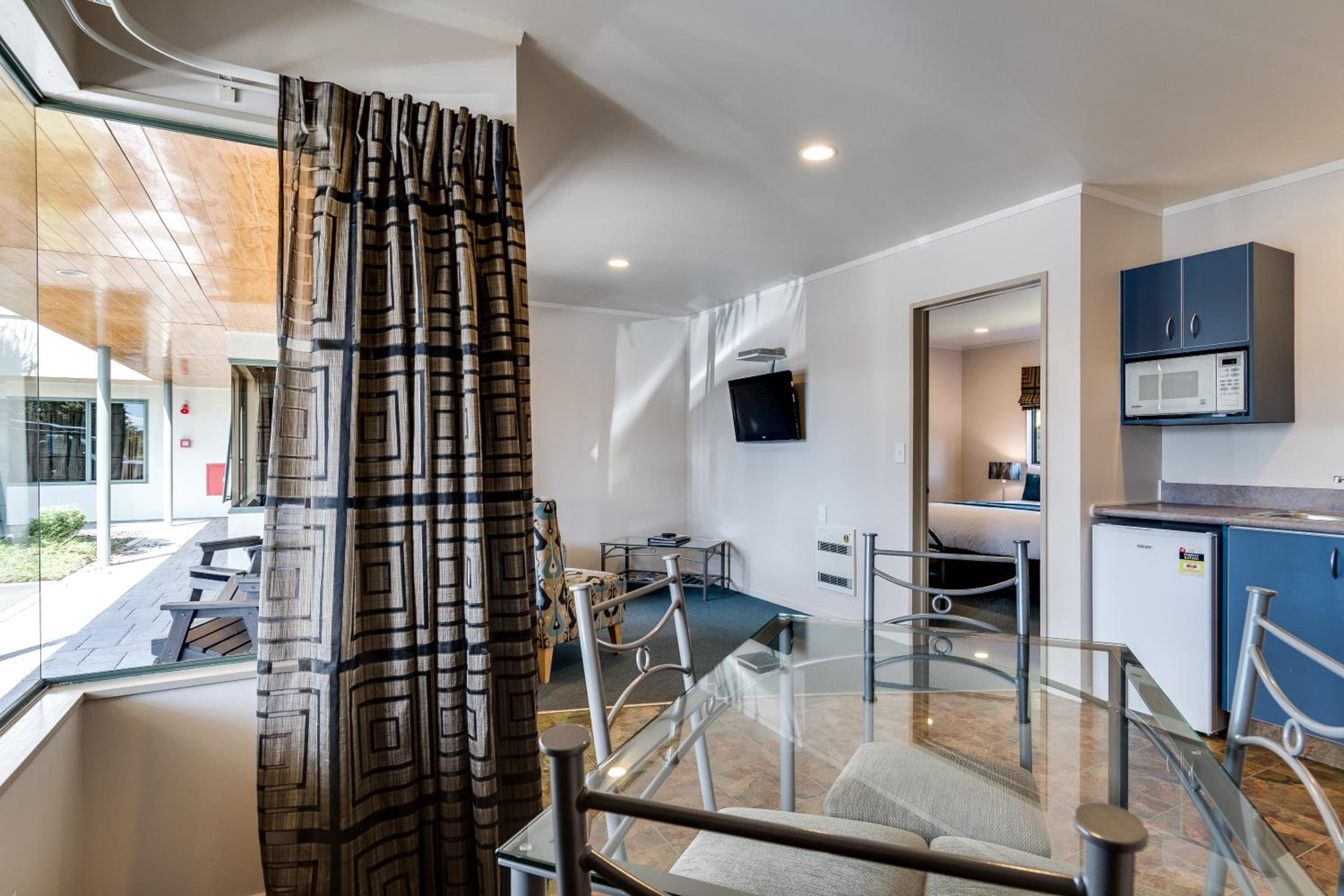 Executive One-Bedroom Suite photo 1
