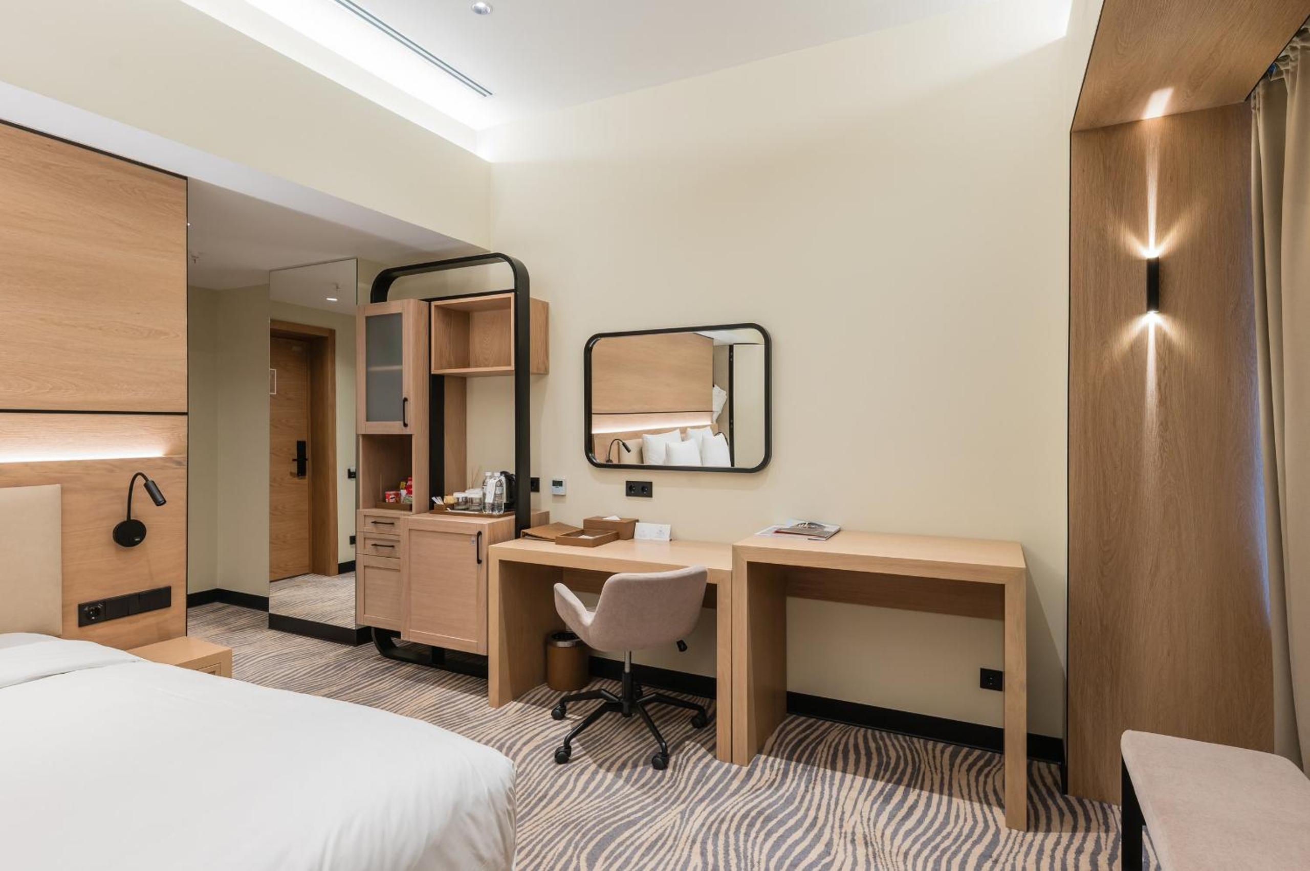 Deluxe Twin Room - Photo 3
