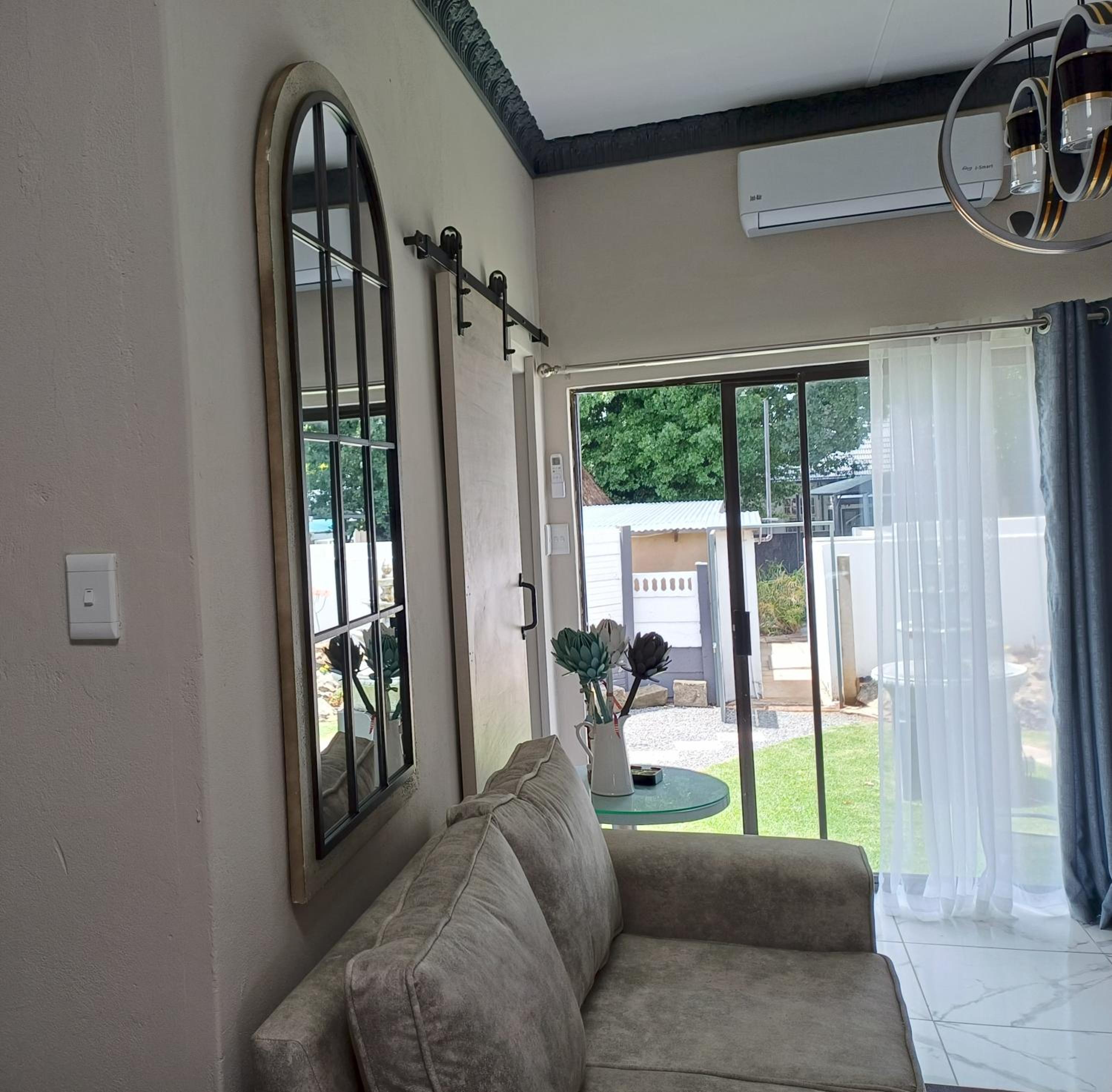 Family Room photo 2