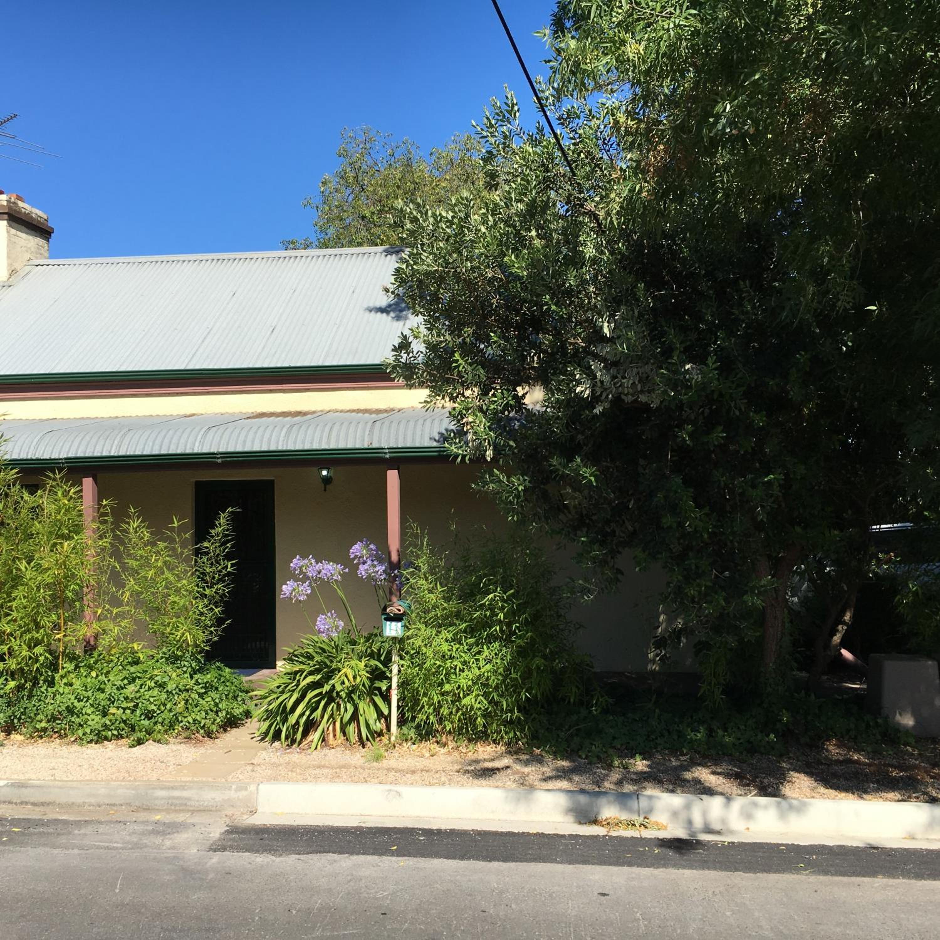 Two-Bedroom House photo 2