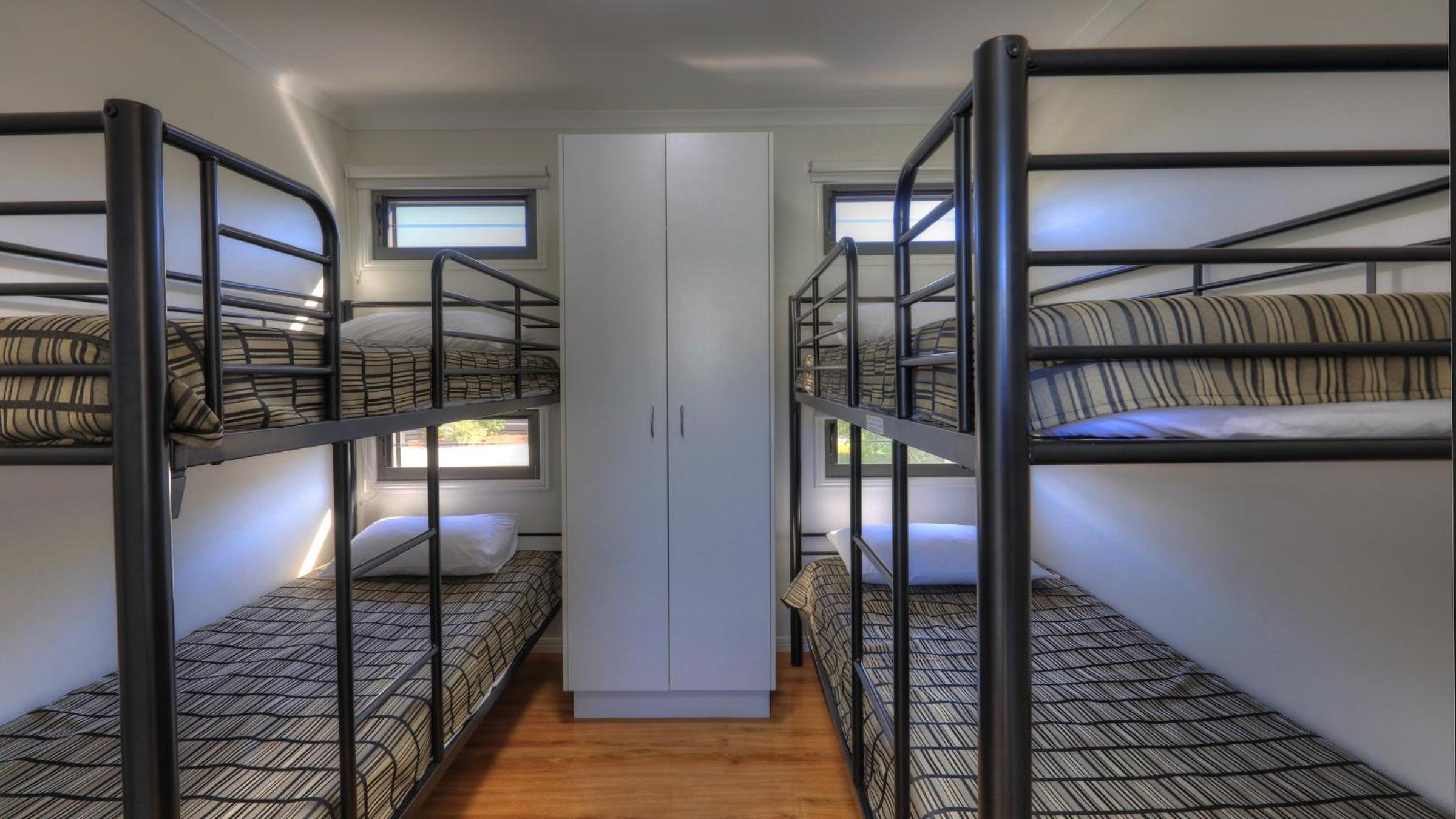 Deluxe Two-Bedroom Cabin - Photo 4