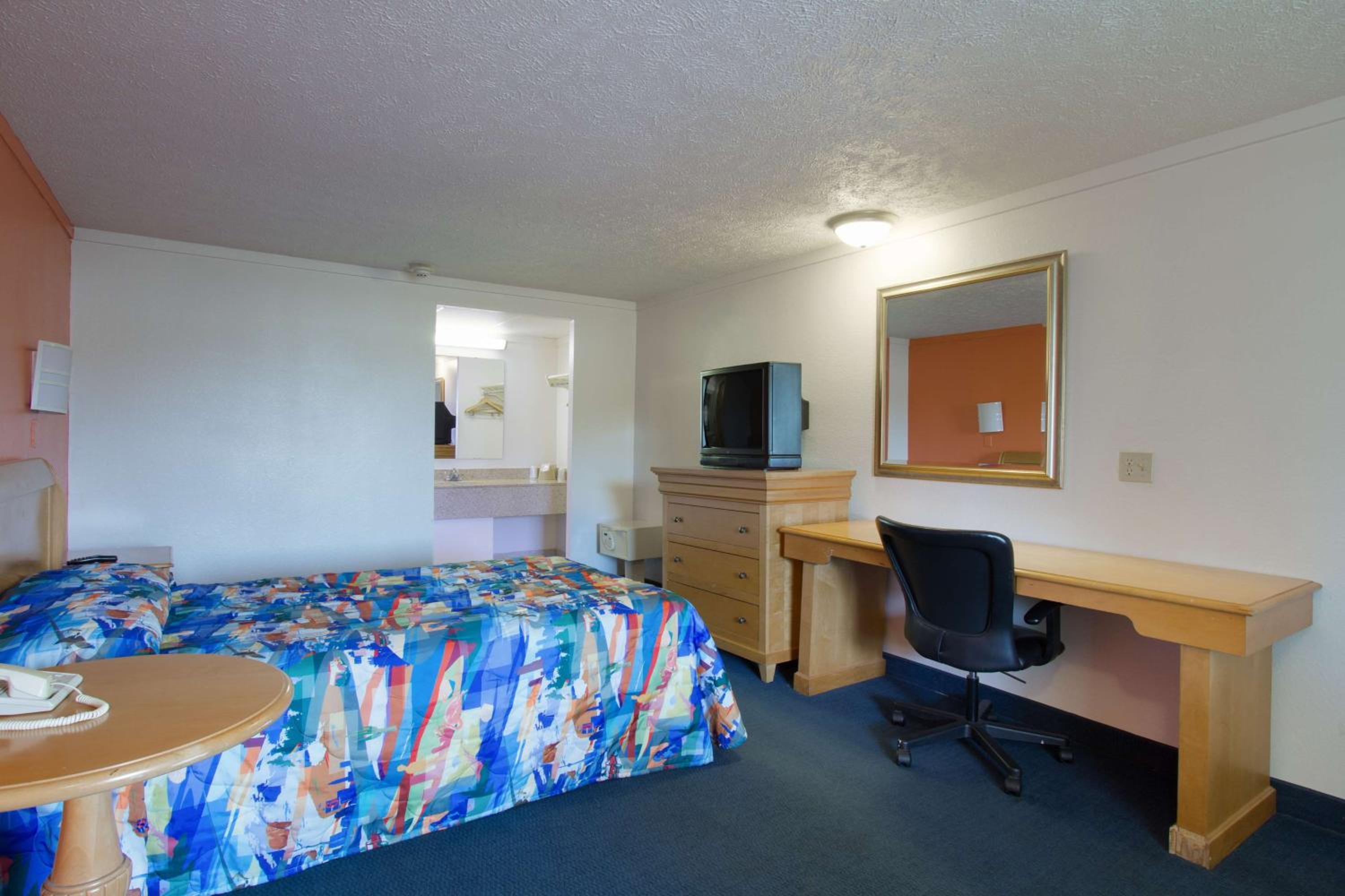Double Room - Non-Smoking