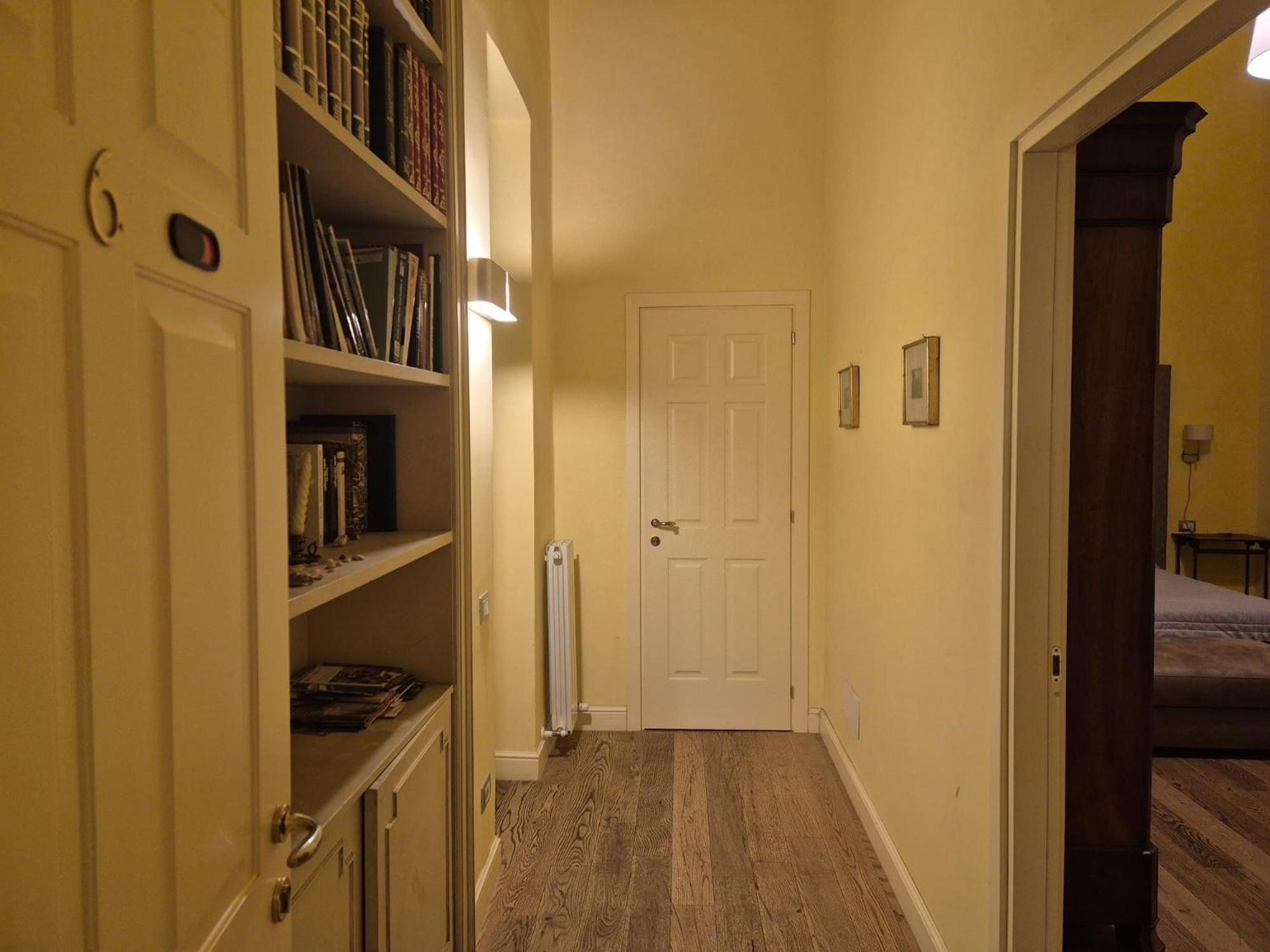 King Room with Balcony photo 3