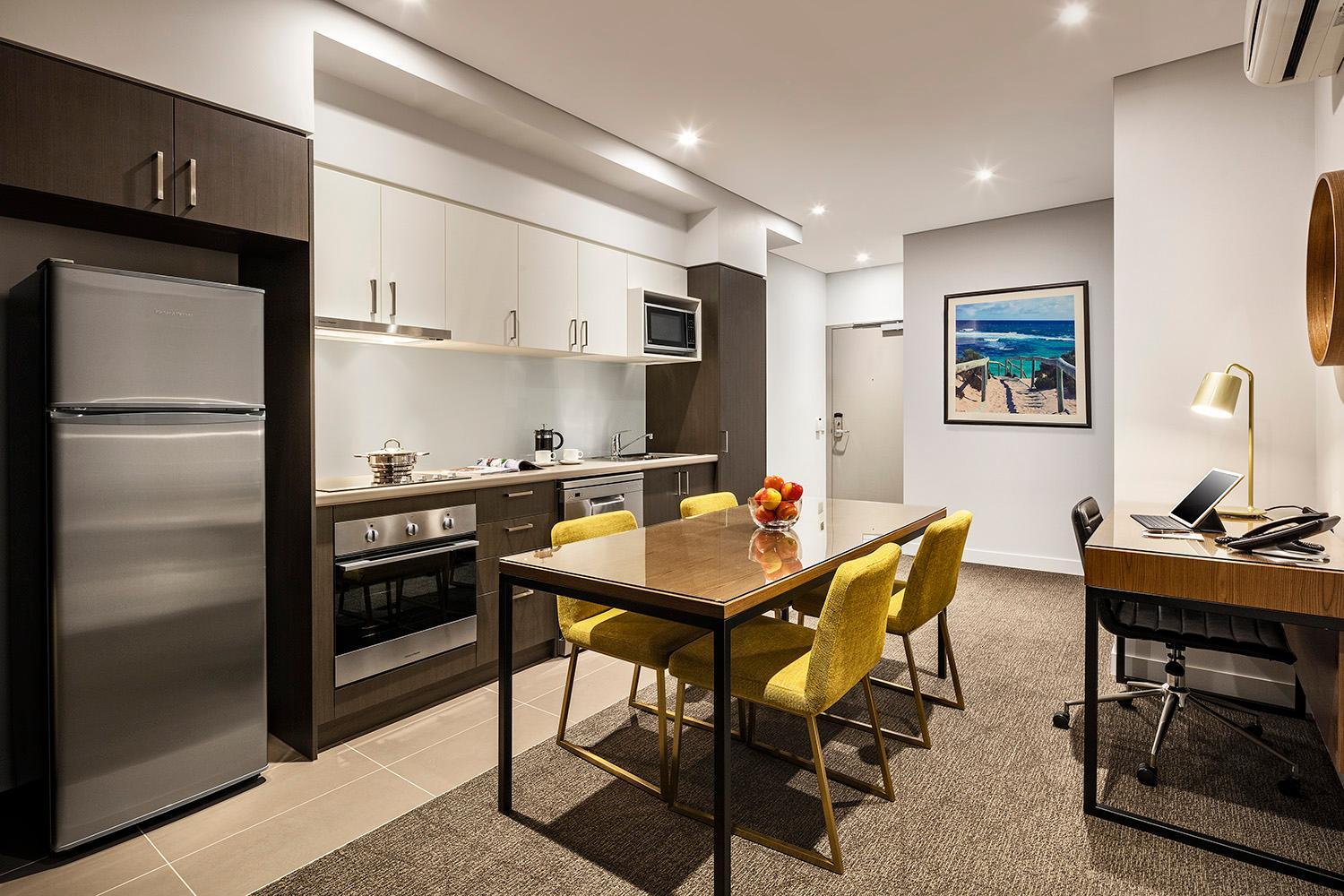 Two-Bedroom Executive with Balcony thumbnail 5