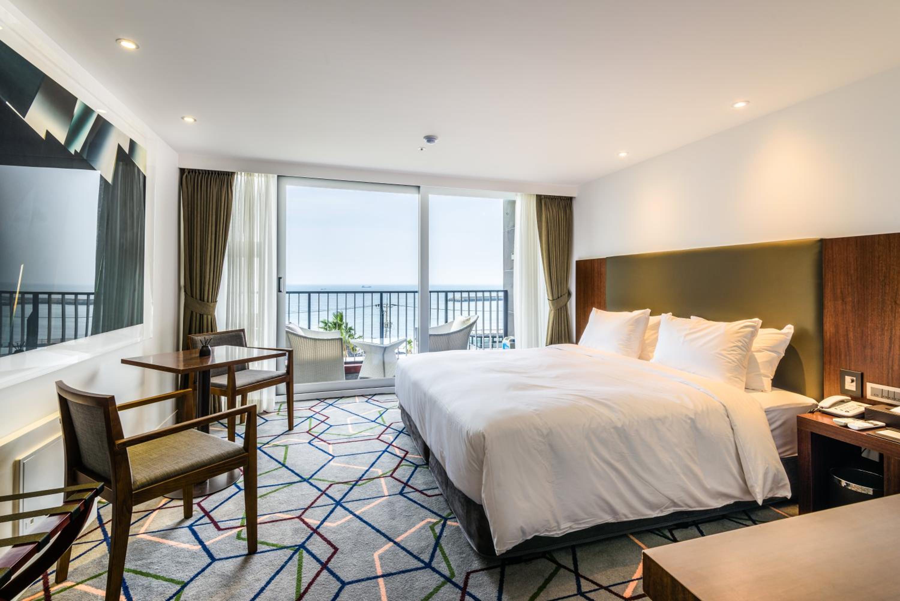 Deluxe Double Room with Sea View