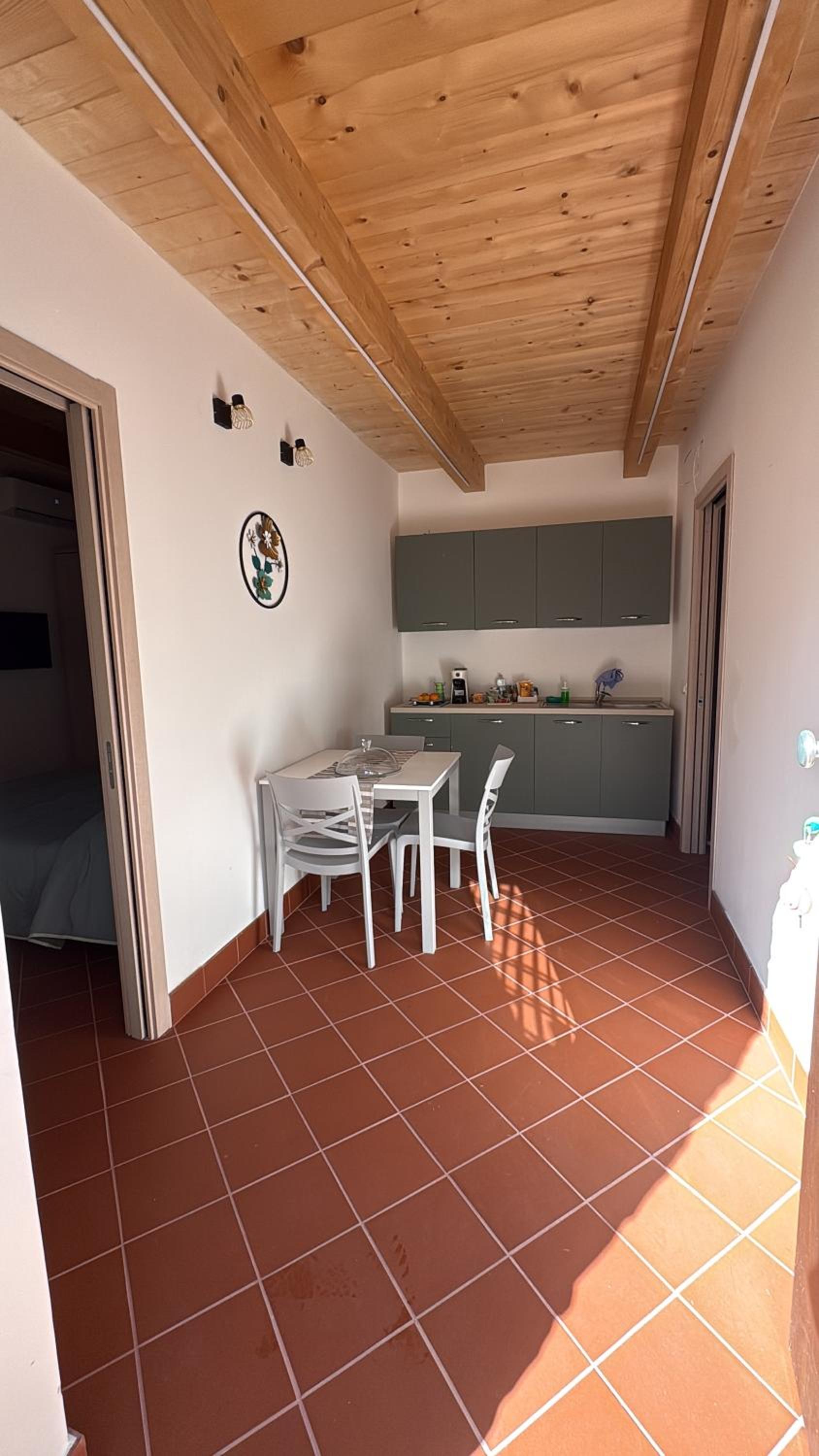 Large Double Room photo 2