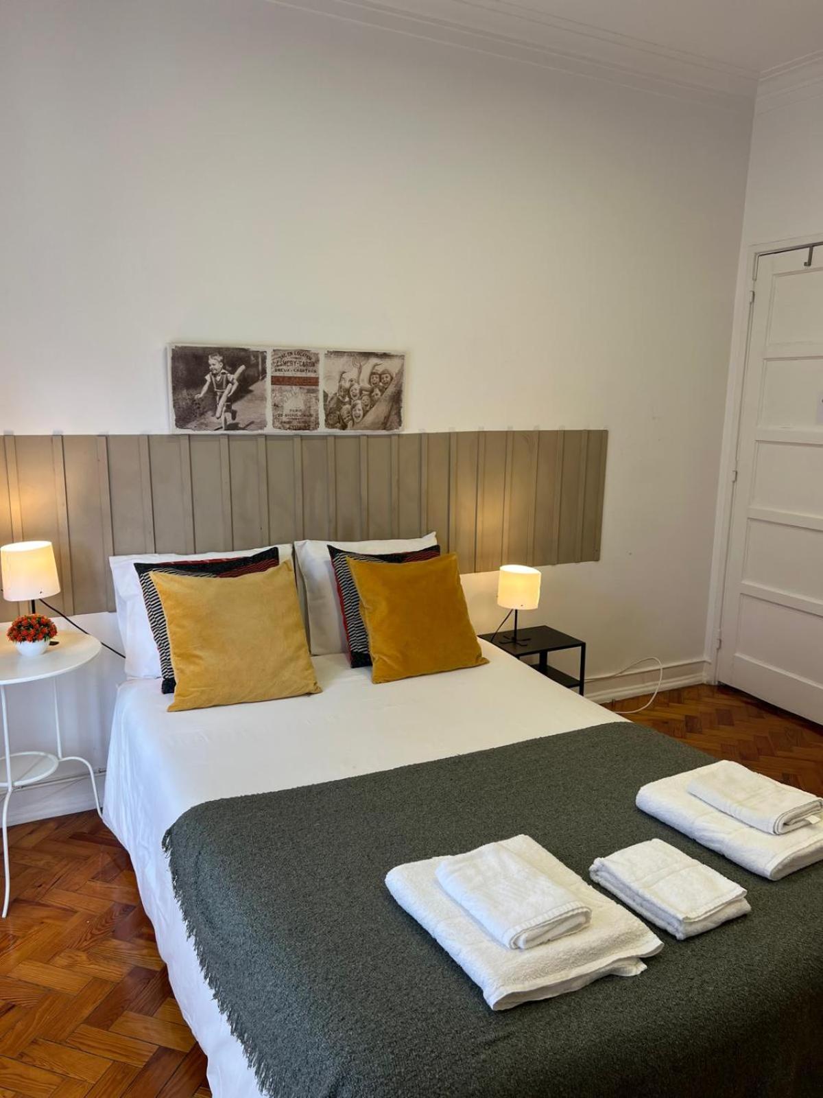 Single Room with Private Bathroom photo 1