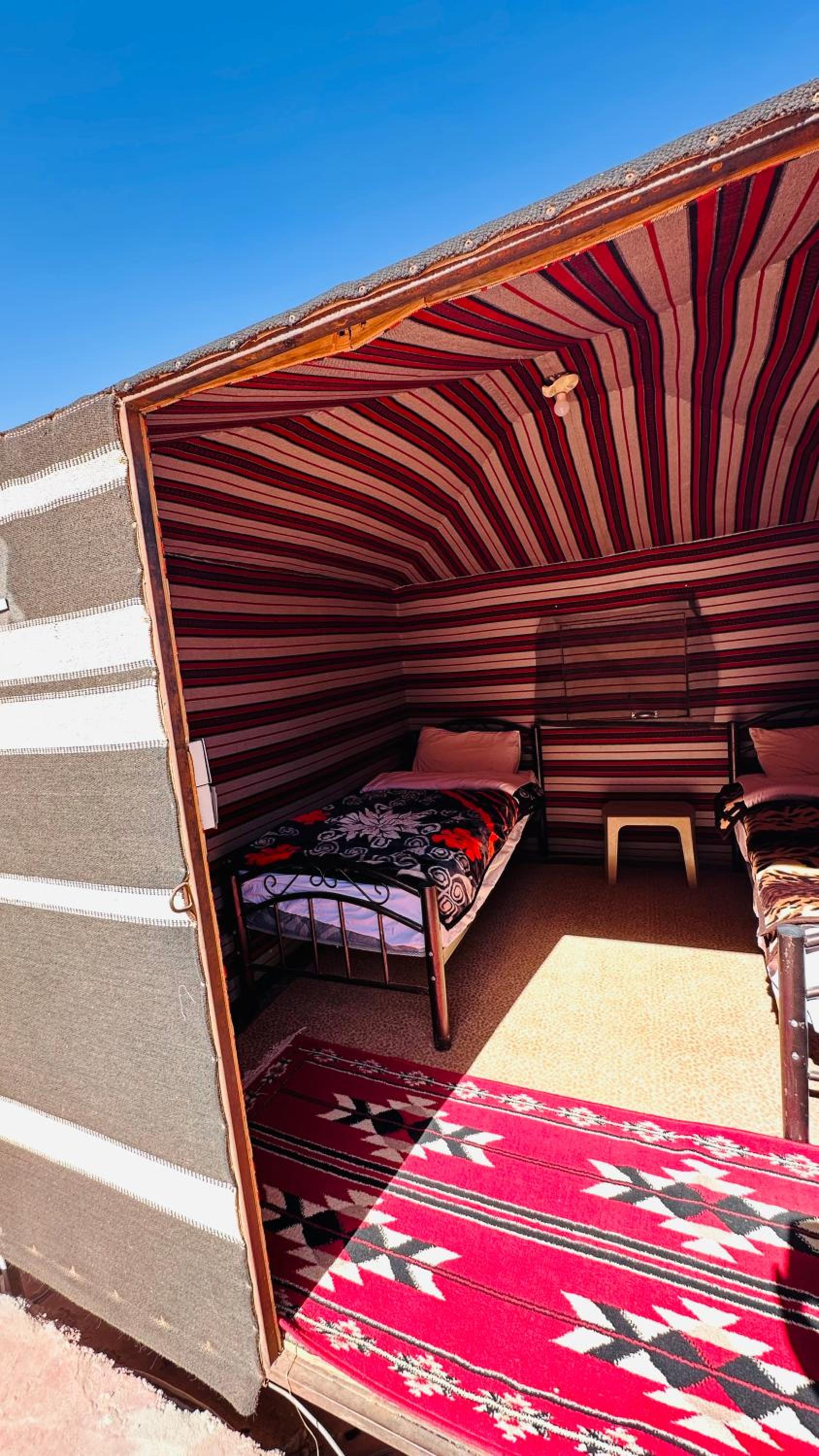 Economy Triple Room with Shared Bathroom photo 1
