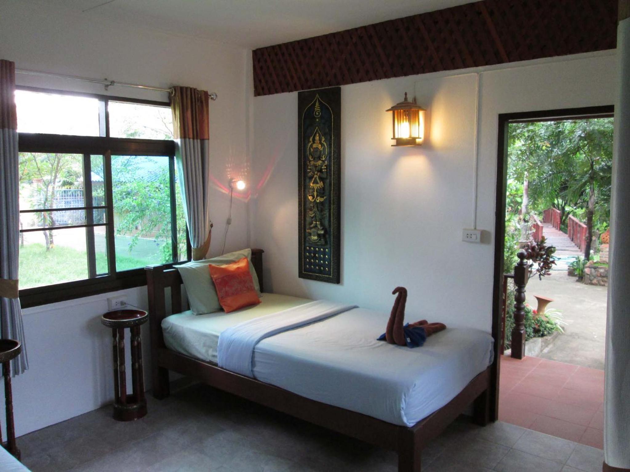 Bungalow Twin Room