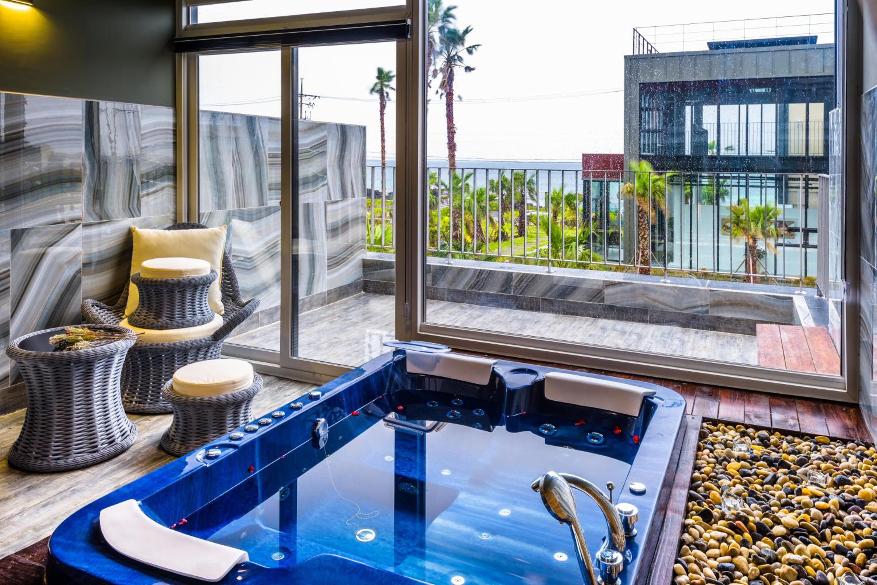 Spa Suite photo 2