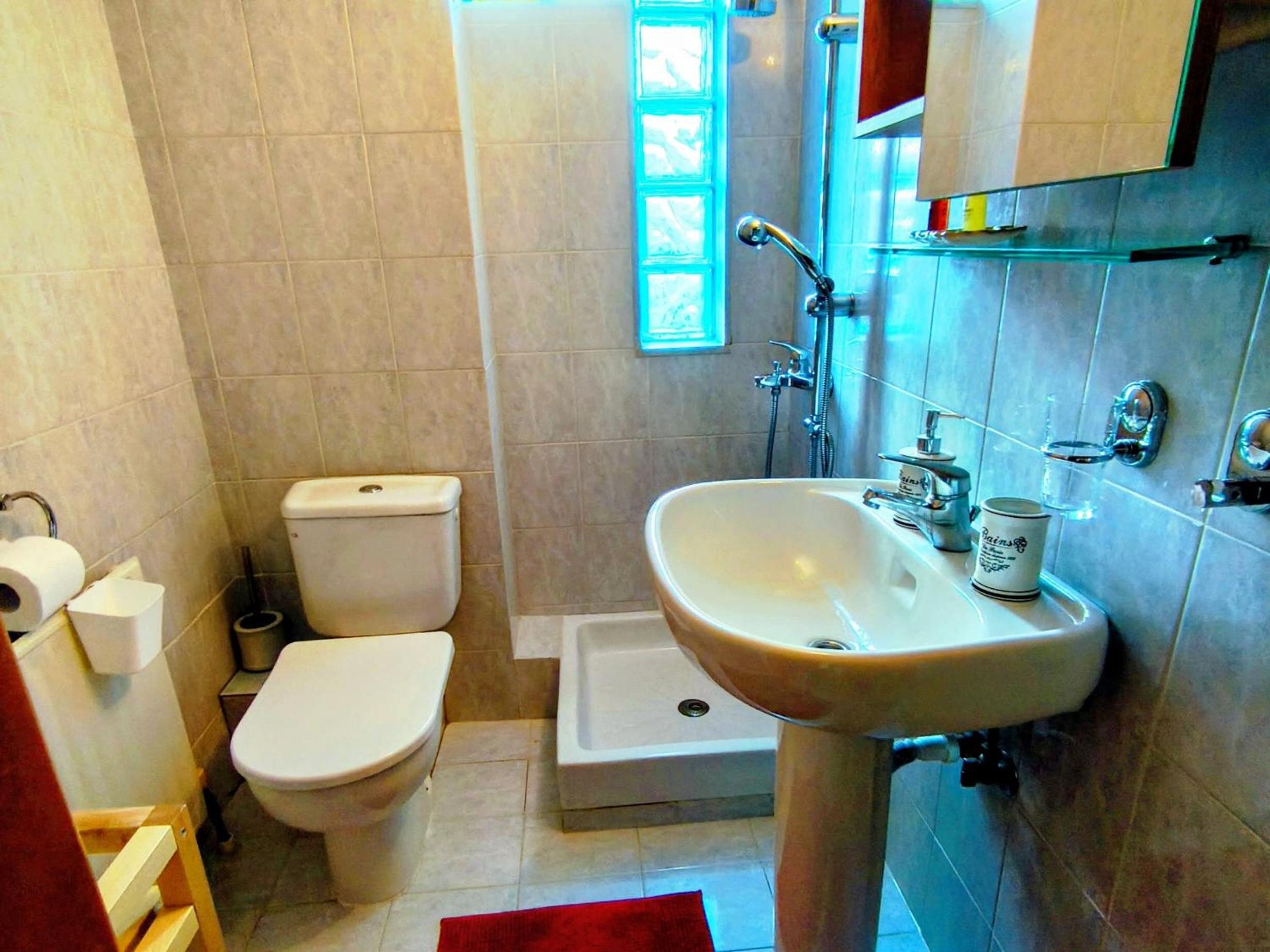 One-Bedroom Apartment with Balcony