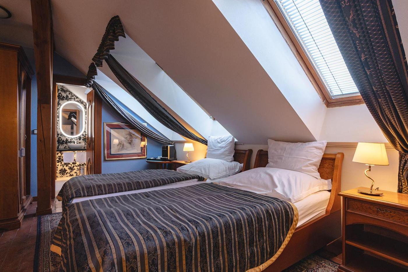 Deluxe Twin Room - Photo 5