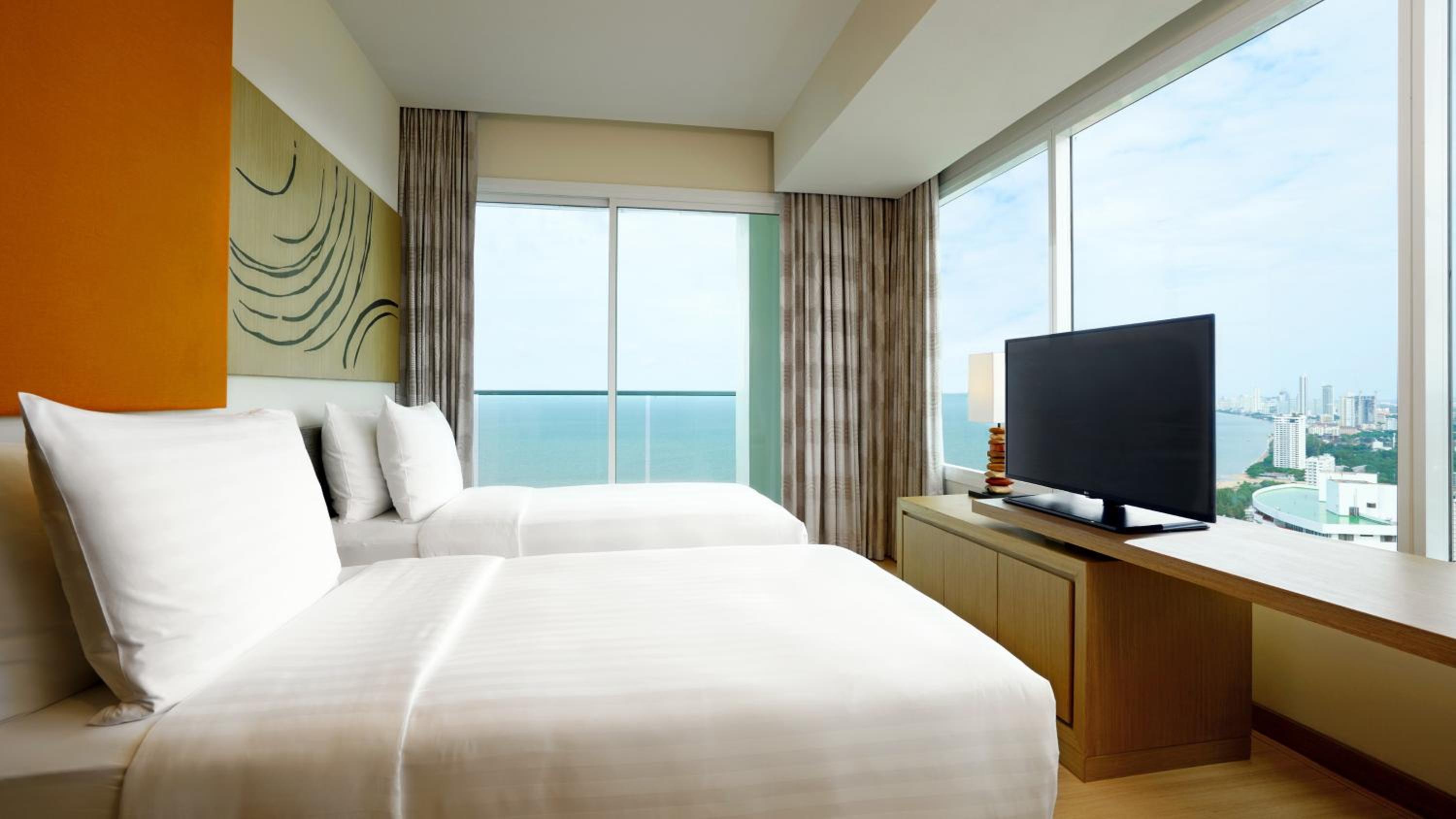 Family Suite with Sea View - Photo 5