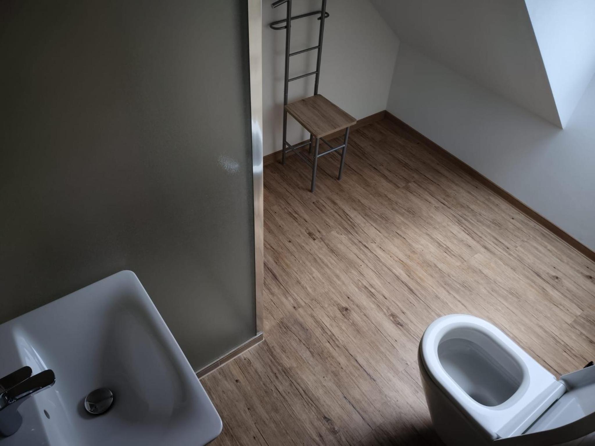 Twin Room with Private Bathroom photo 1