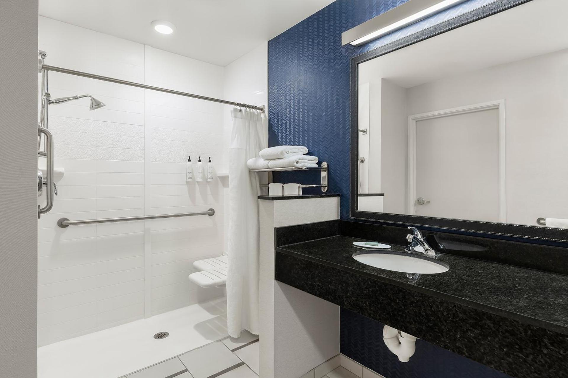 King Room with Roll-in Shower - Mobility and Hearing Accessible