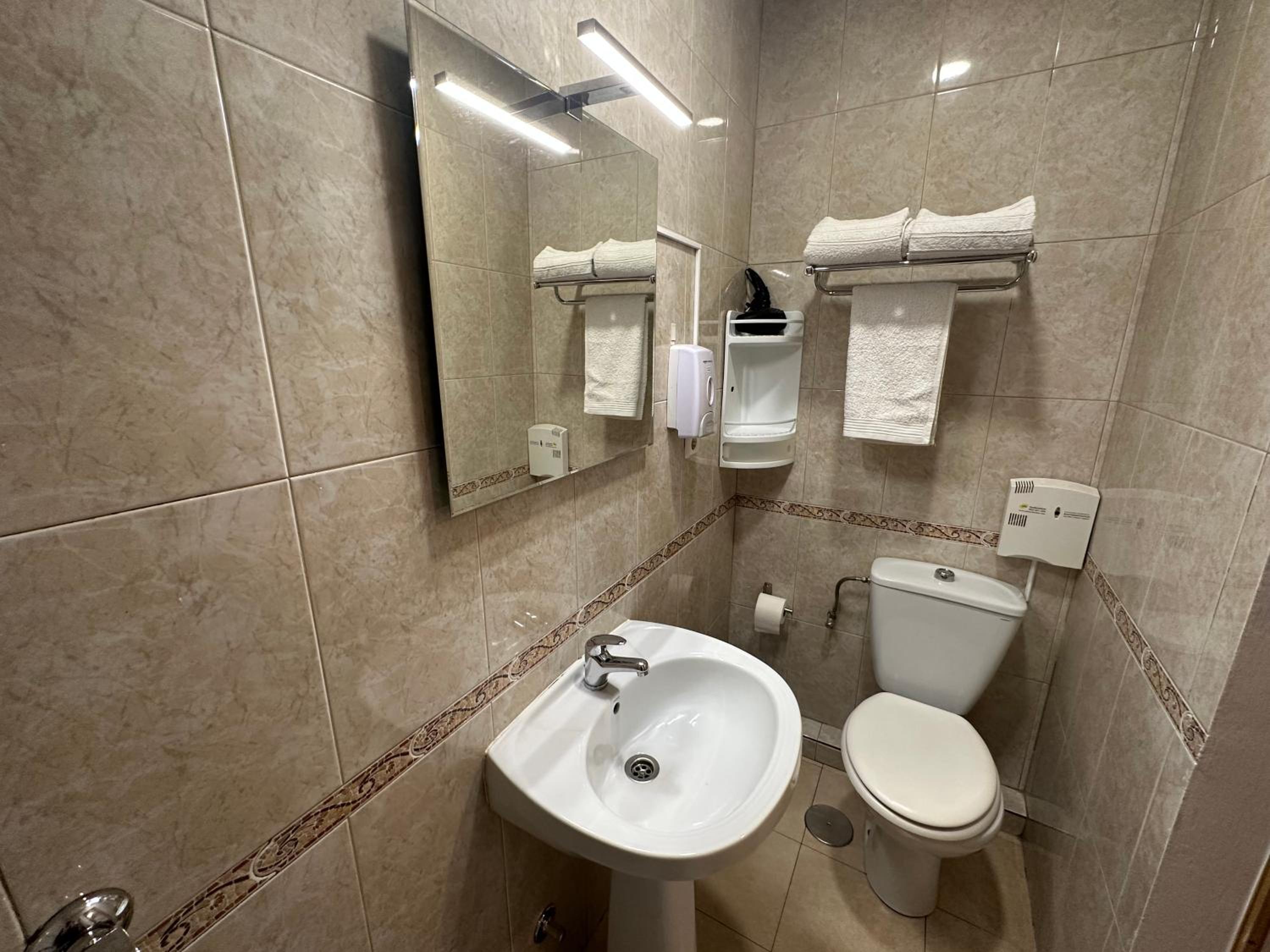 Double Room with Private Bathroom