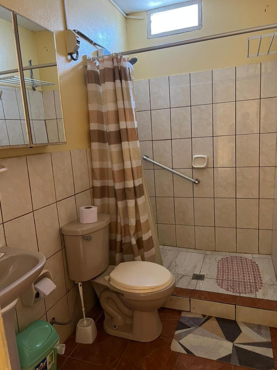 Standard Double Room with Two Double Beds photo 3