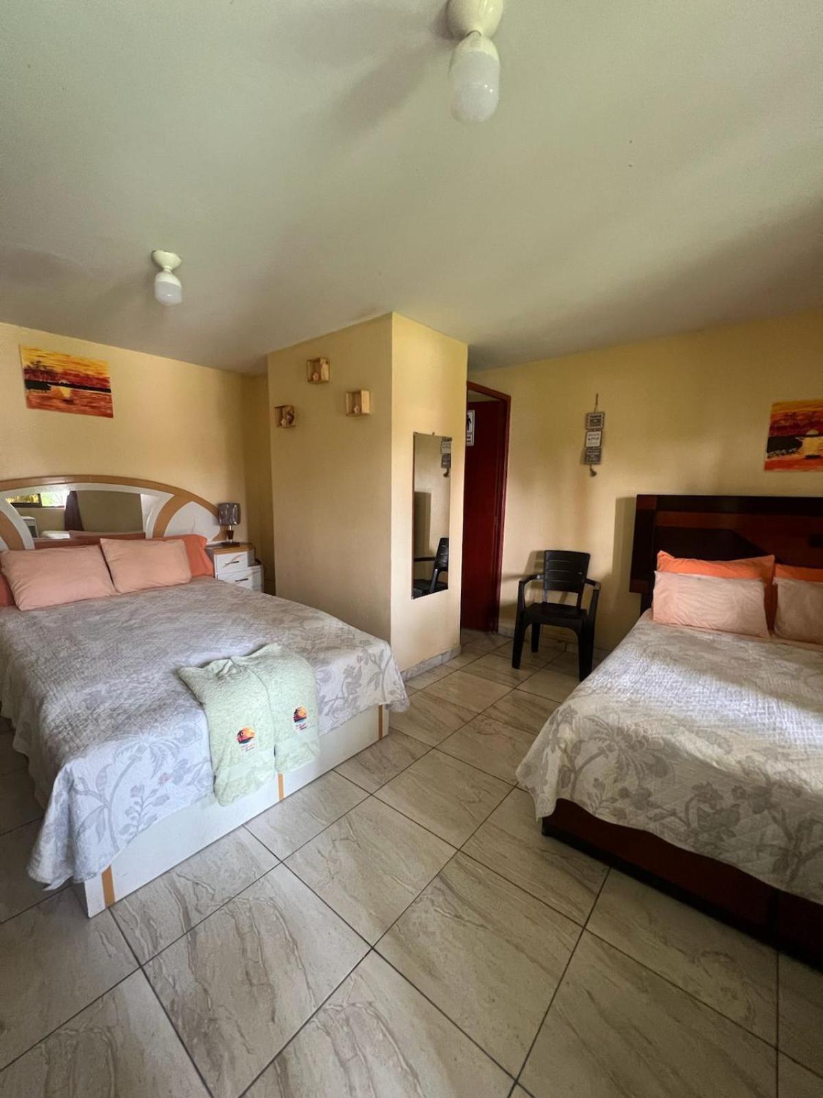 Standard Double Room with Two Double Beds photo 2