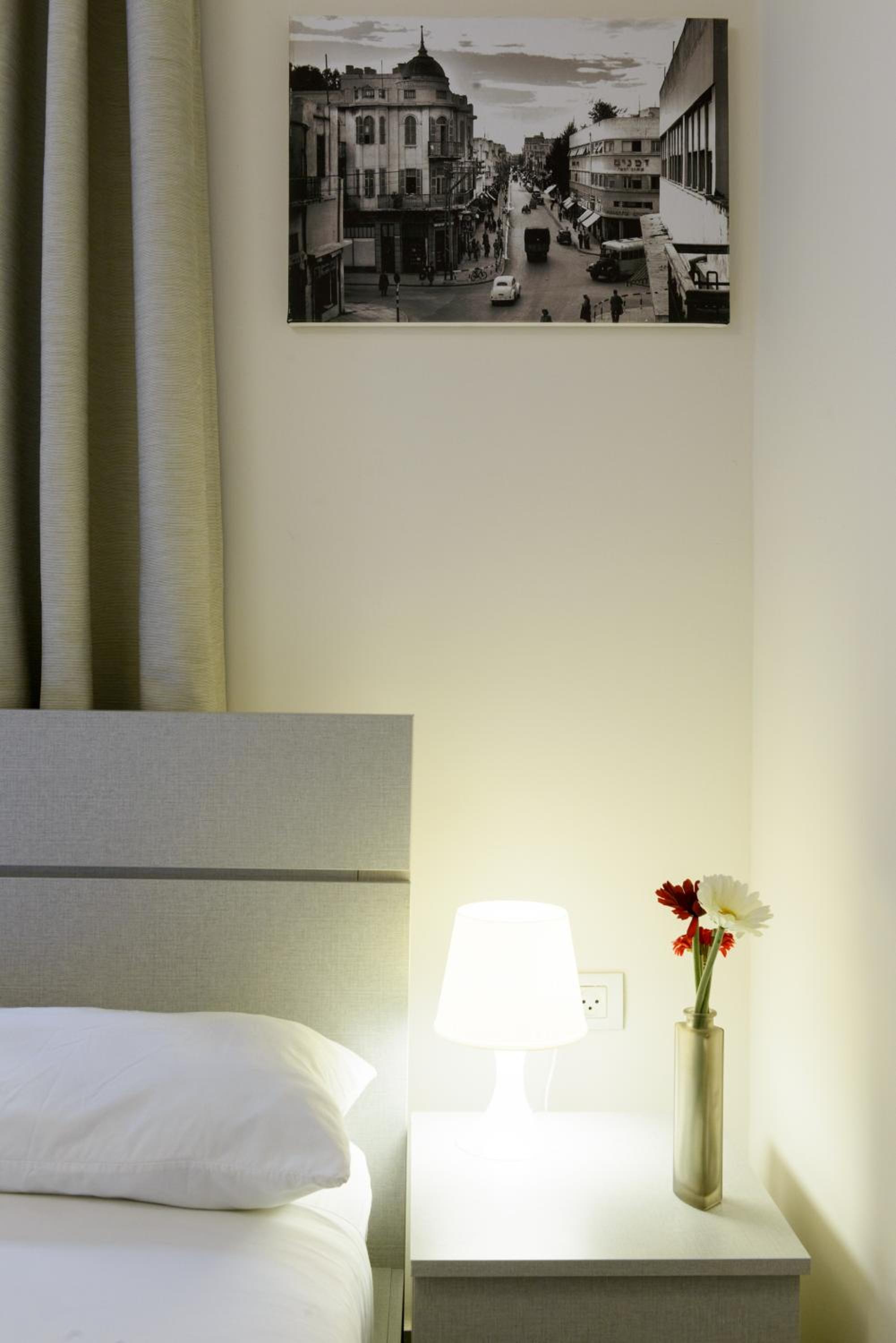 Economy Double Room photo 2