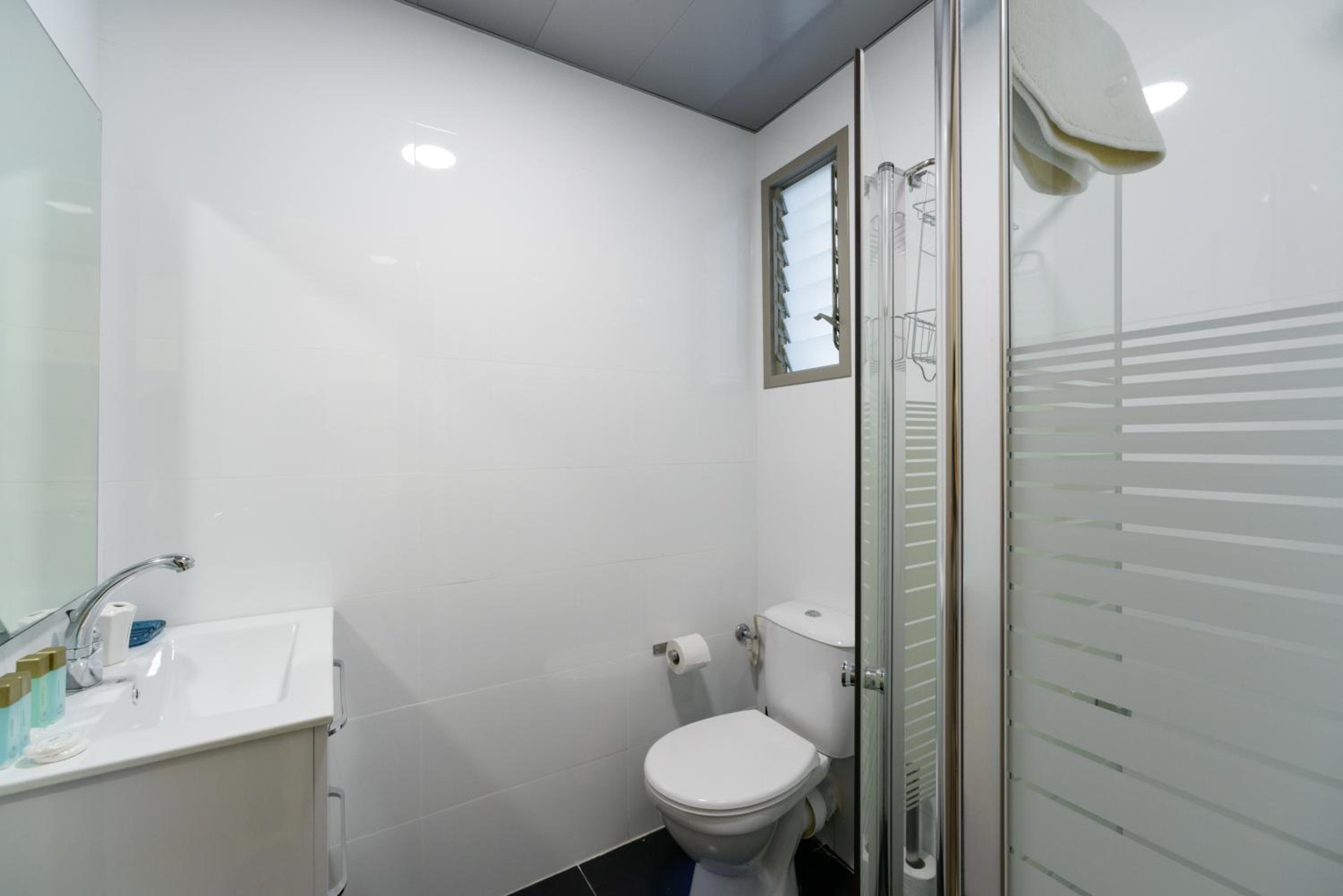 Economy Double Room photo 3