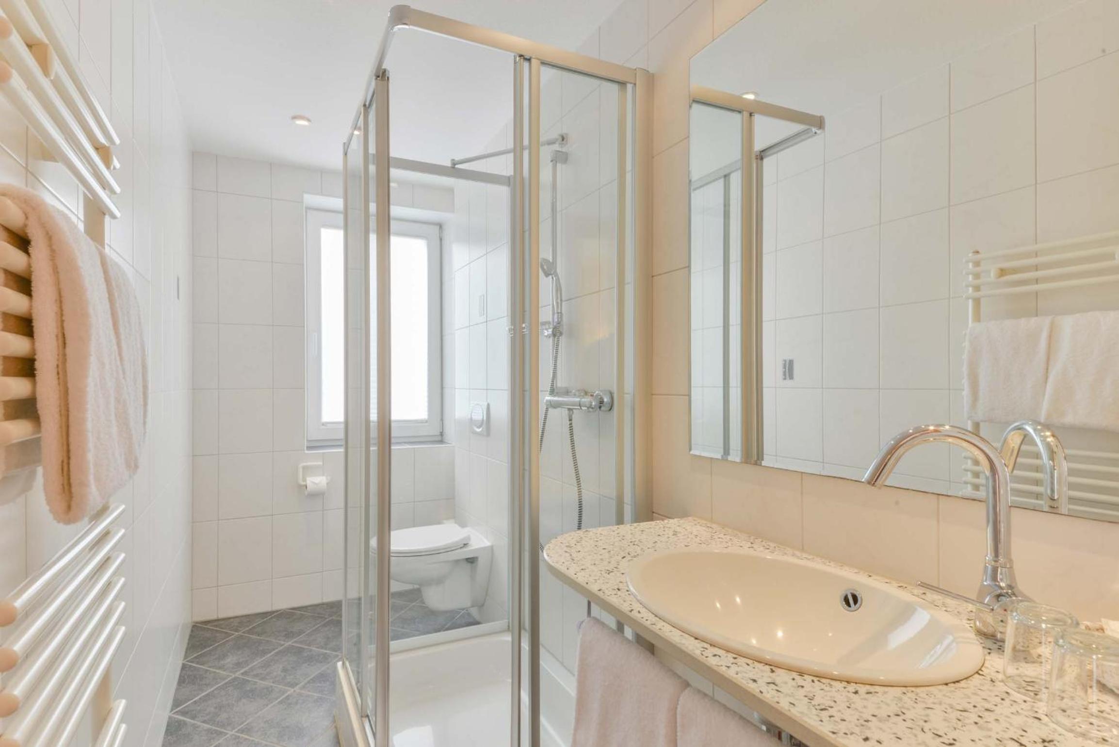 Double Room - Photo 2