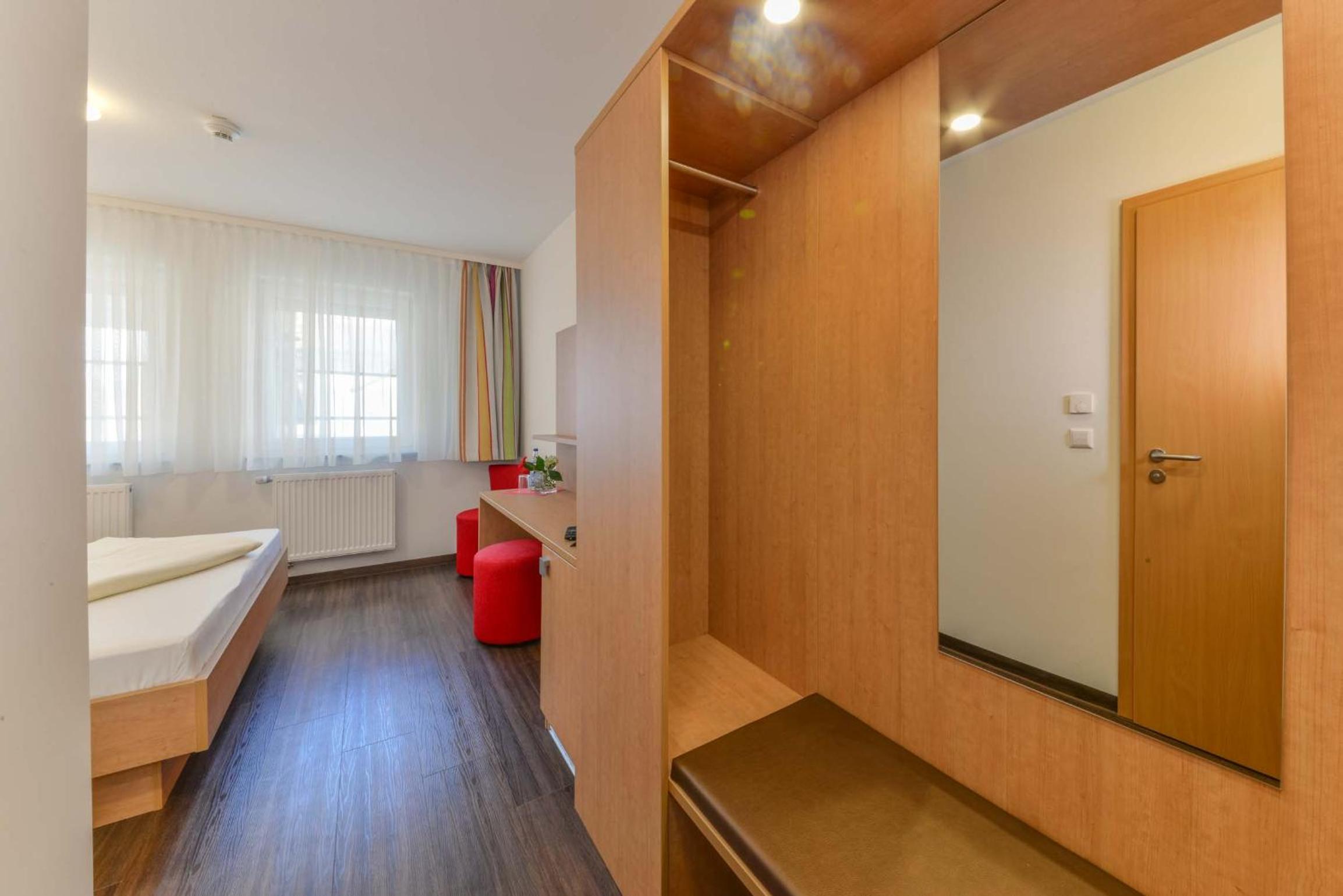 Superior Double Room - Photo 1