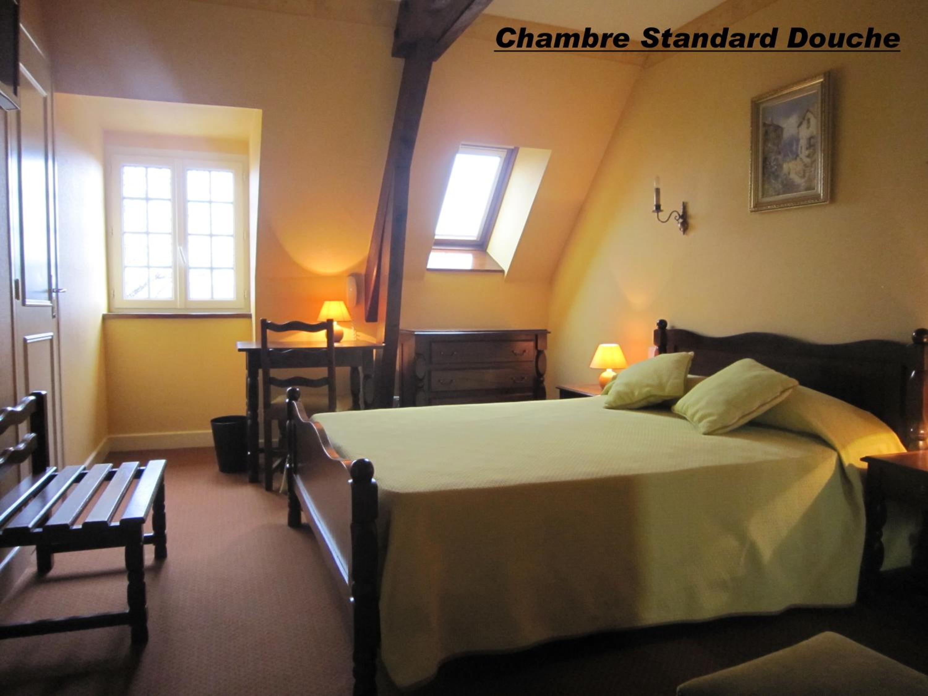 Double Room with Shower photo 3