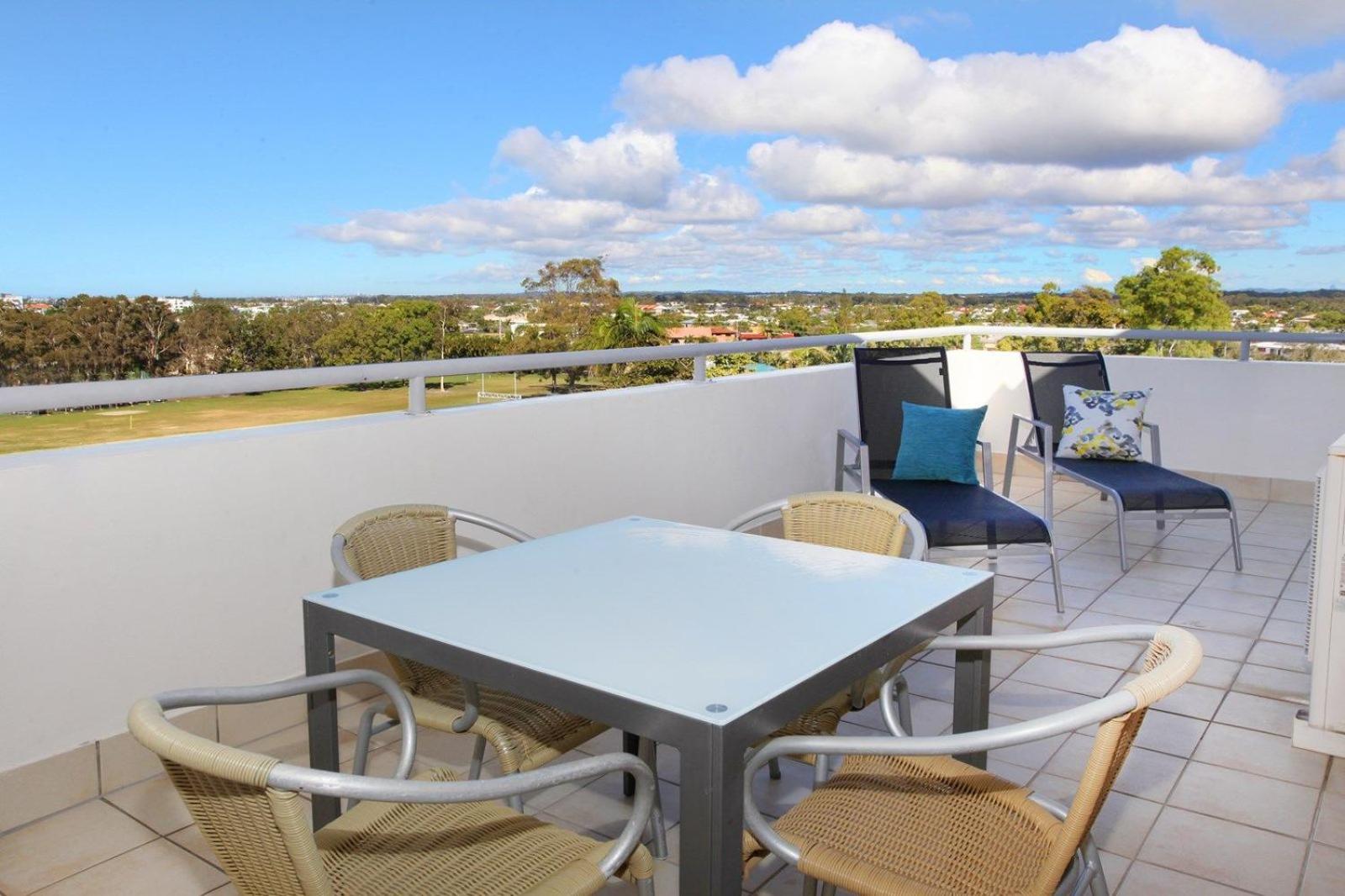 Rooftop Family Apartment