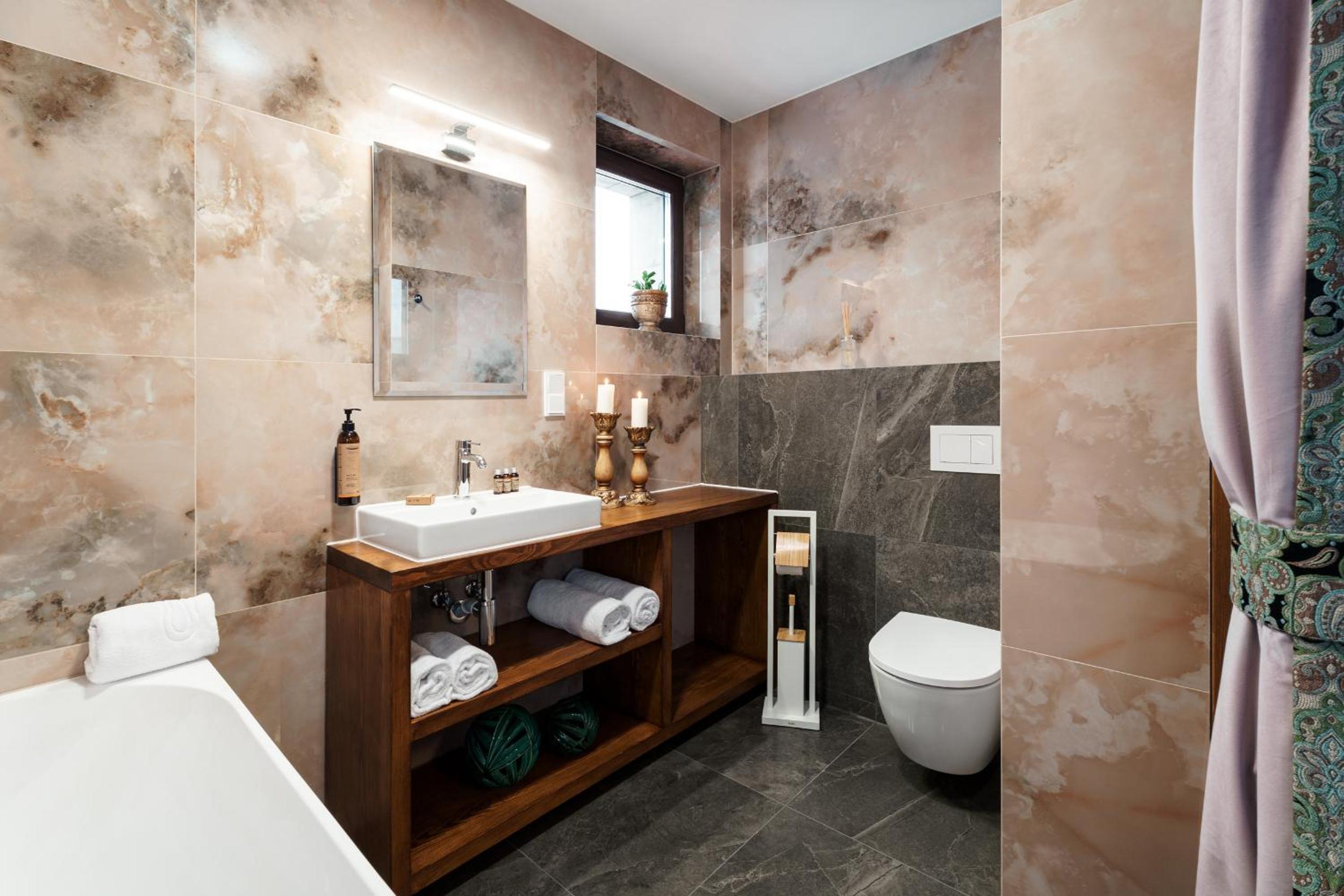 Deluxe Suite photo 1