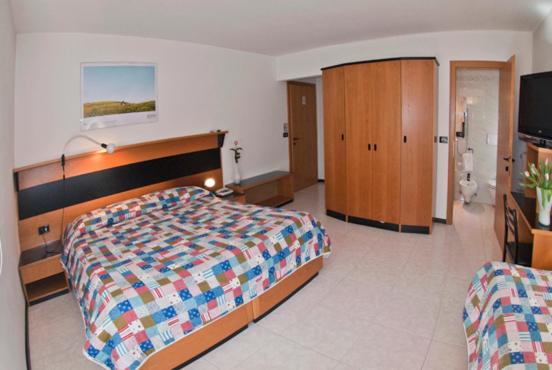 Triple Room photo 3