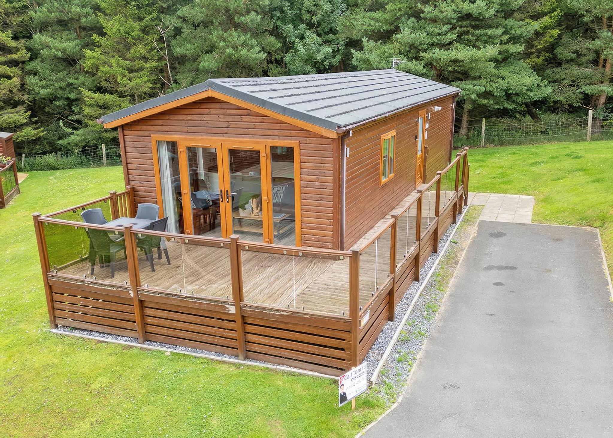 Two-Bedroom Chalet 5 photo 2