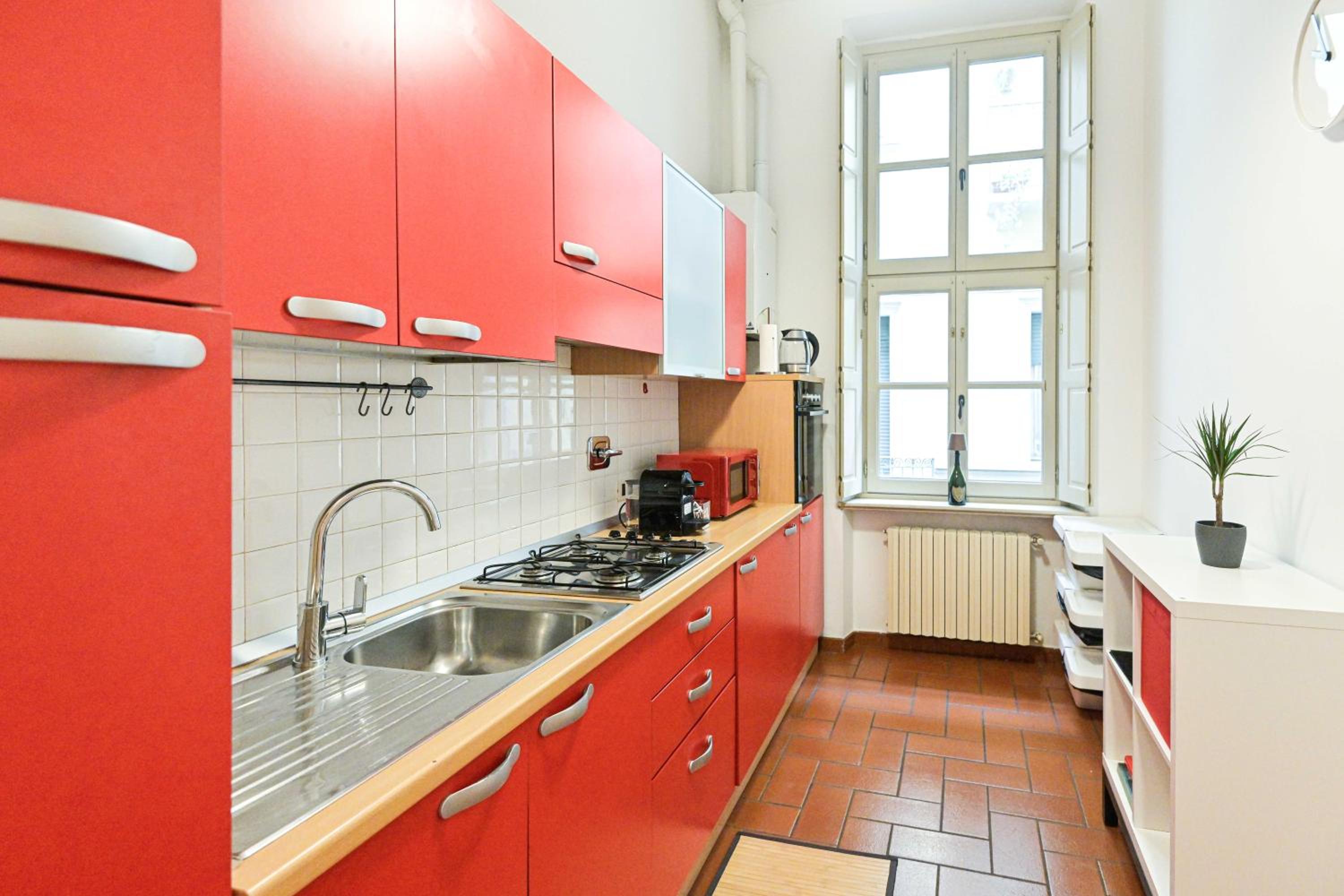 Apartment photo 2