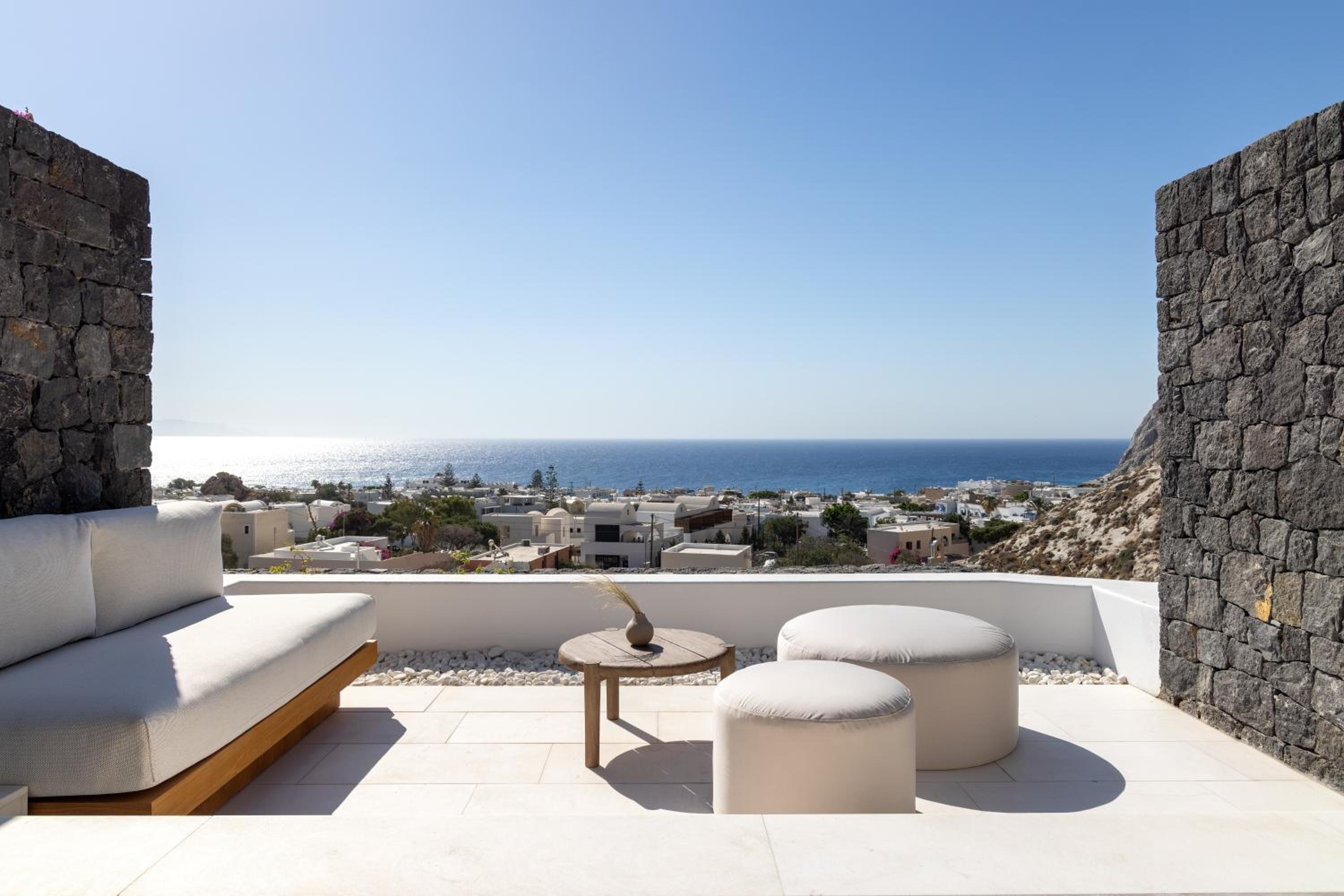 Sandblu Santorini, LXR Hotels & Resorts