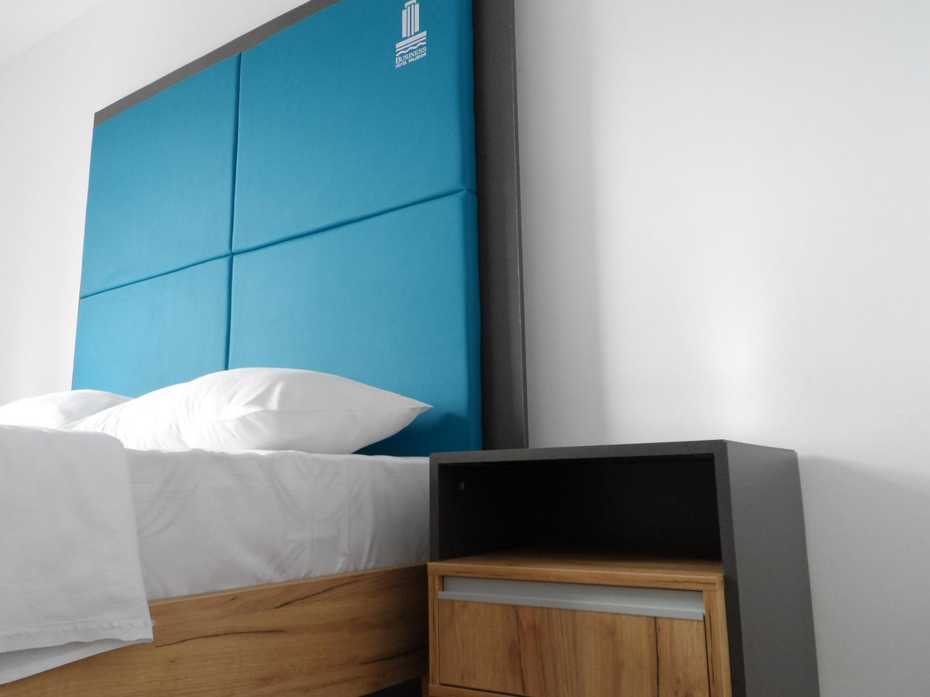 Deluxe King Room - Photo 3