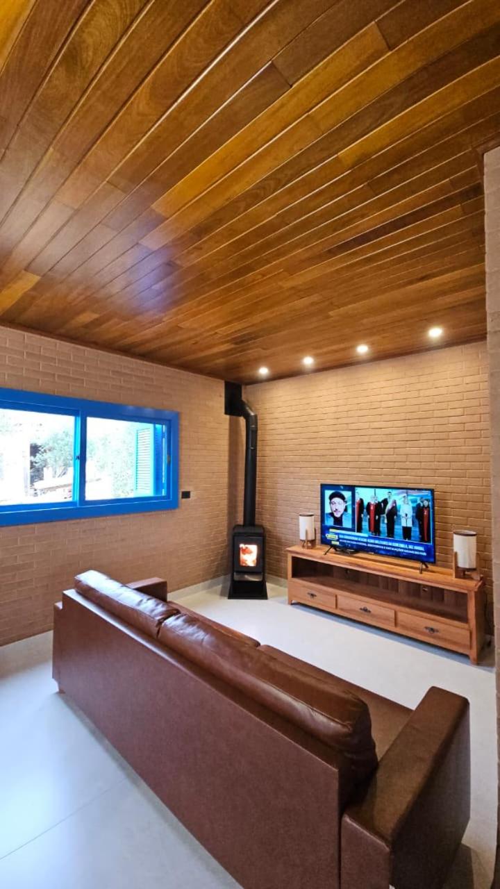 Three-Bedroom Villa photo 2