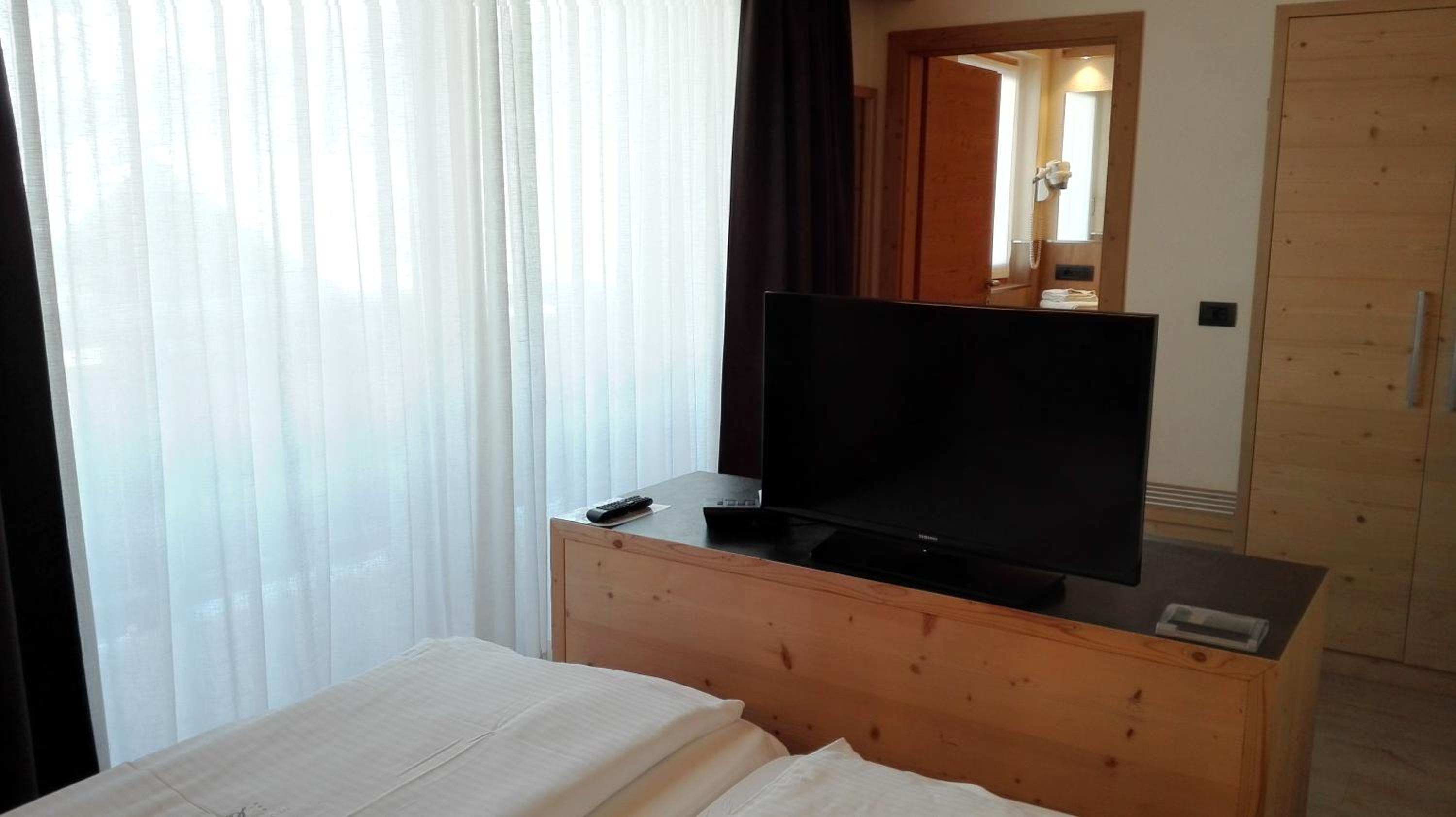 Economy Double or Twin Room