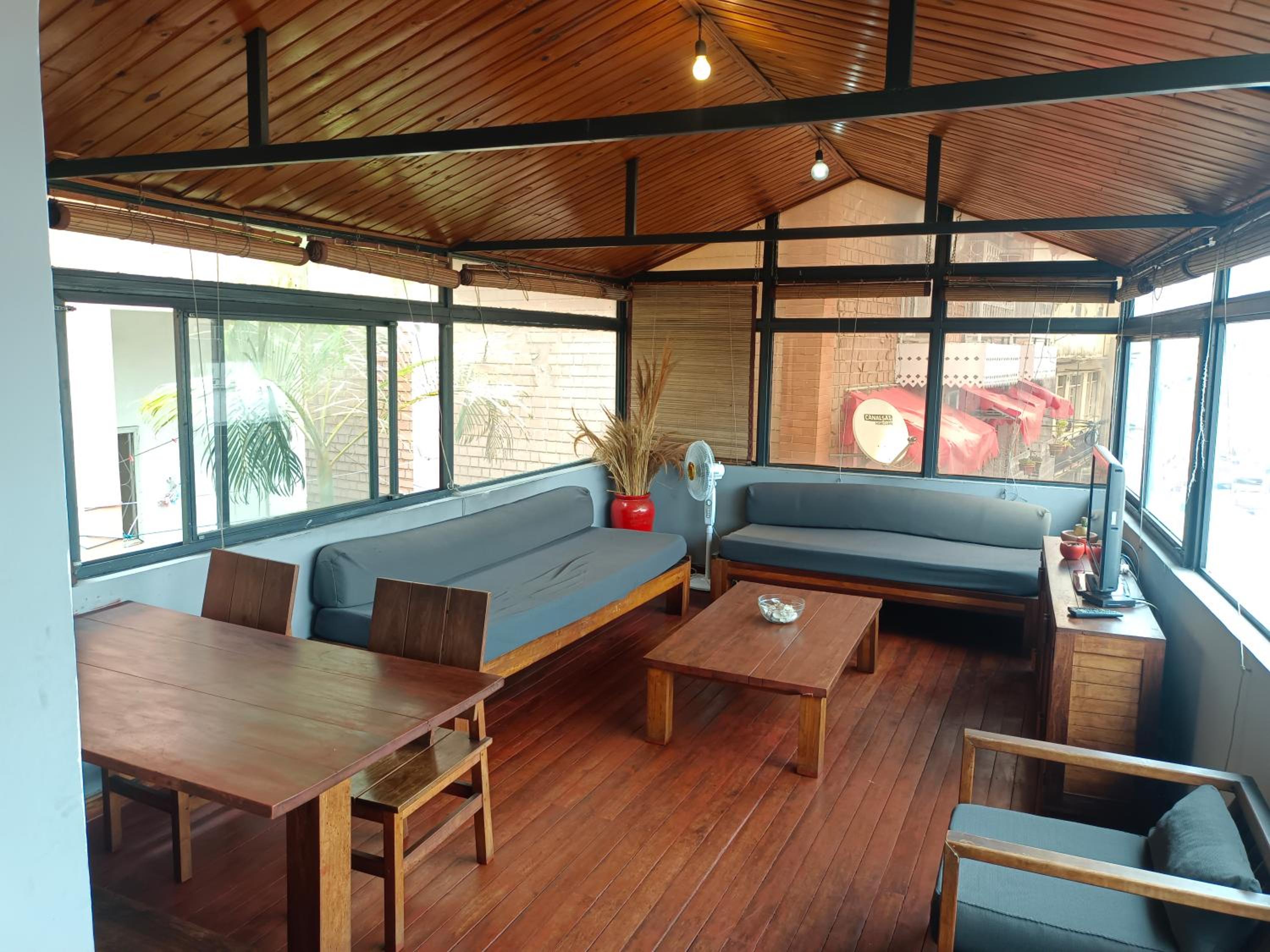 One-Bedroom Apartment with View