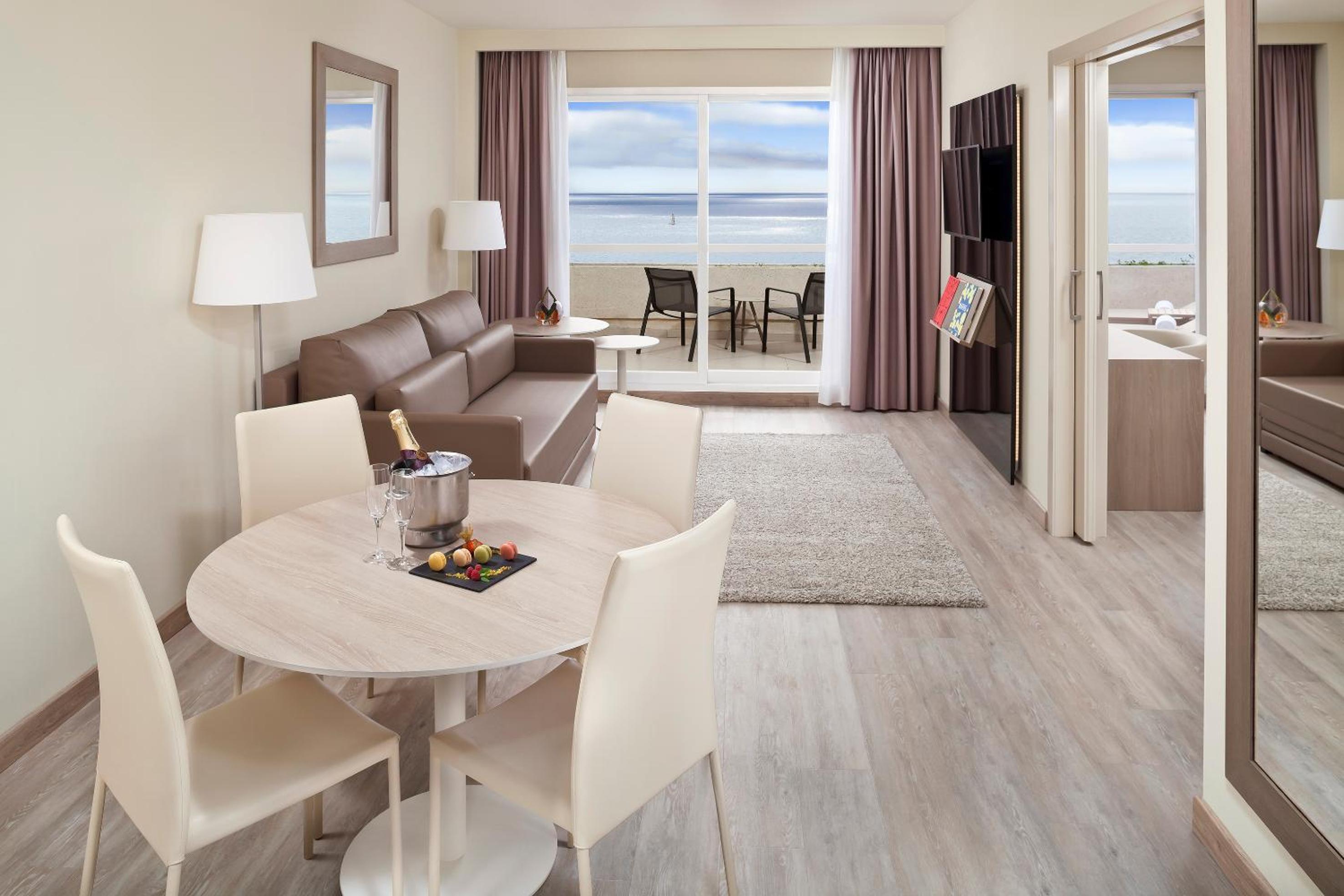 Grand Suite - Photo 3
