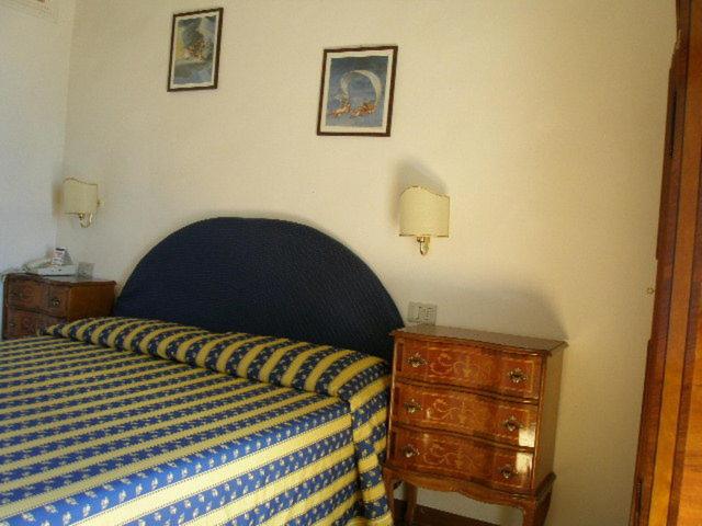 Standard Triple Room photo 2