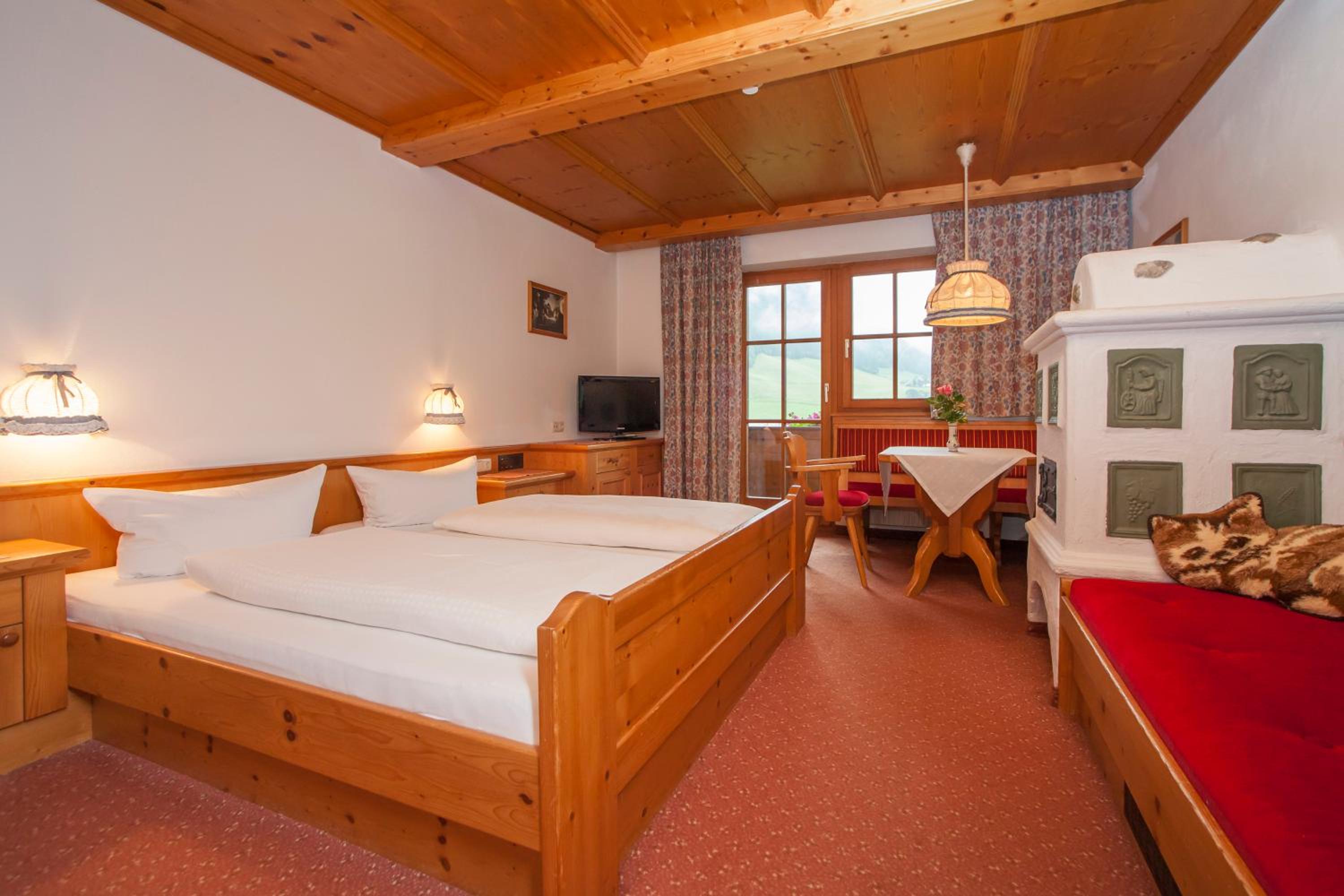 Comfort Double Room with Bathroom - Photo 5