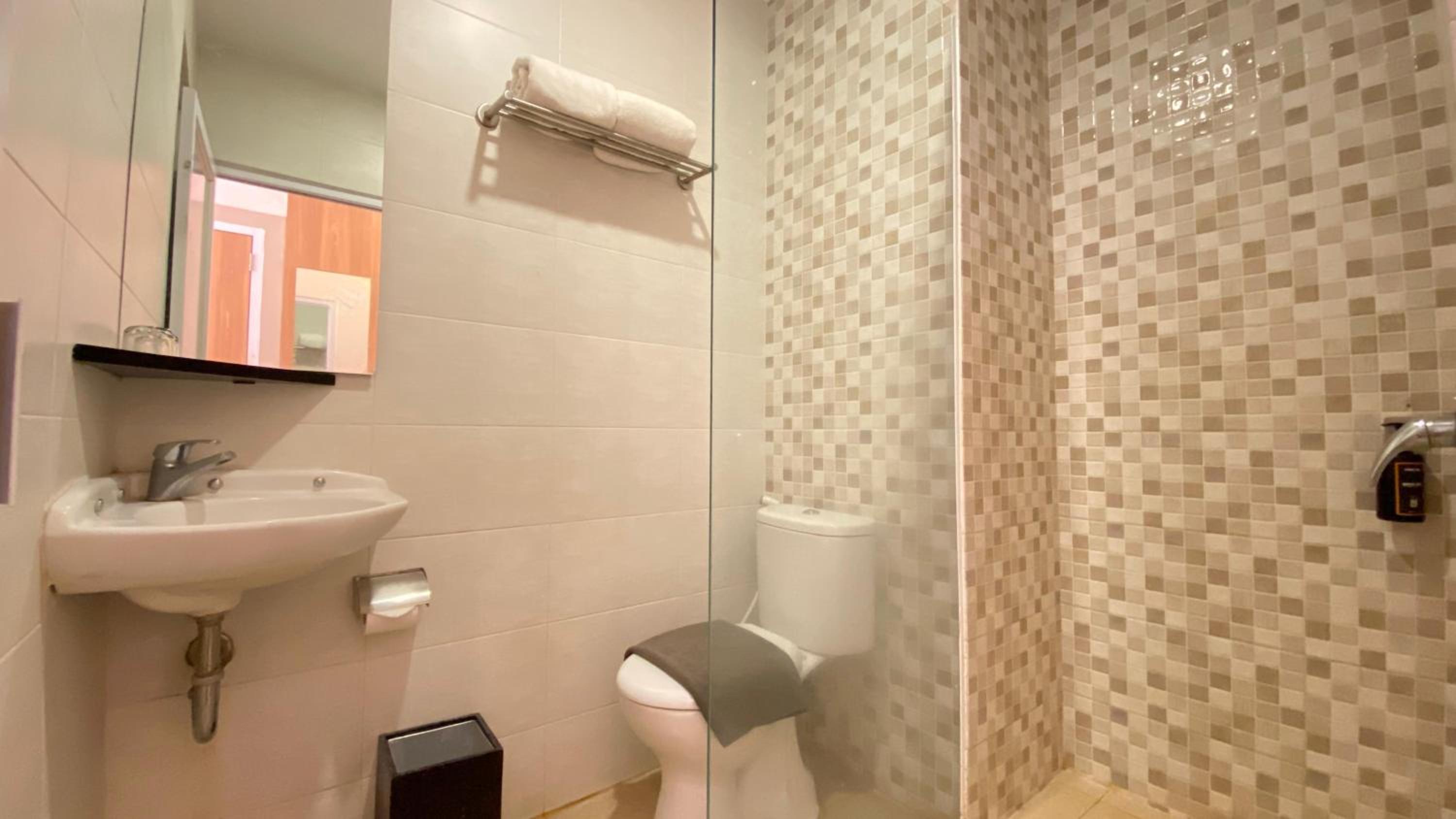 Superior Twin Room - Photo 2